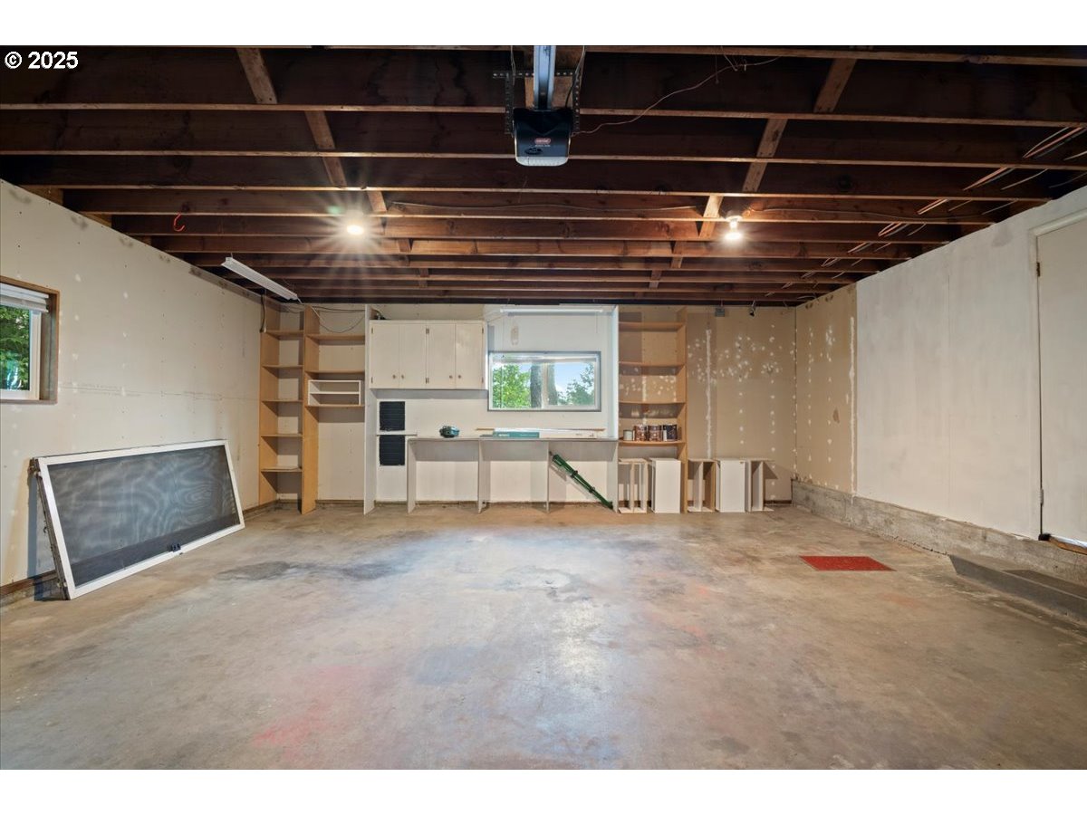property viewer photo 36