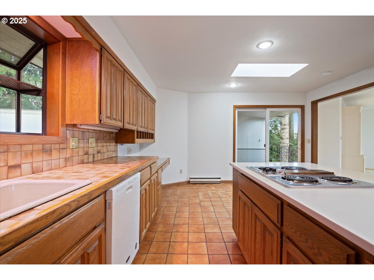 property viewer photo 7
