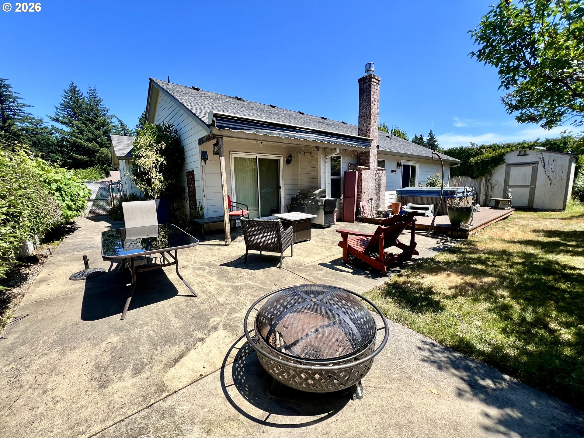 main property photo 41