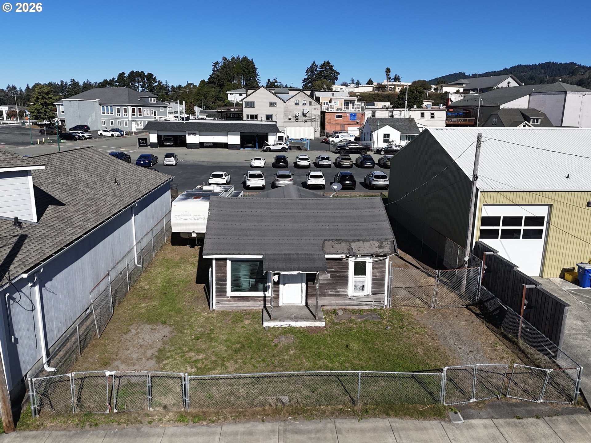 main property photo 10