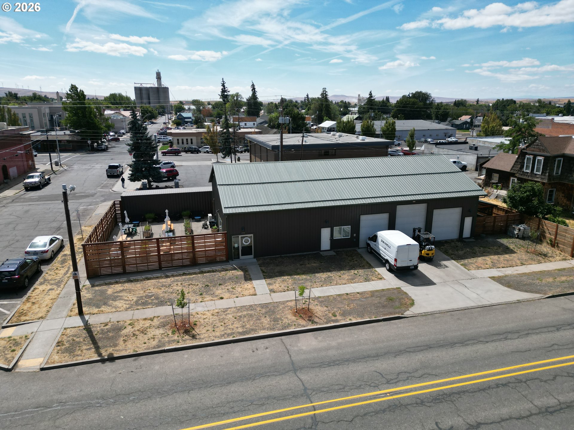 main property photo 35