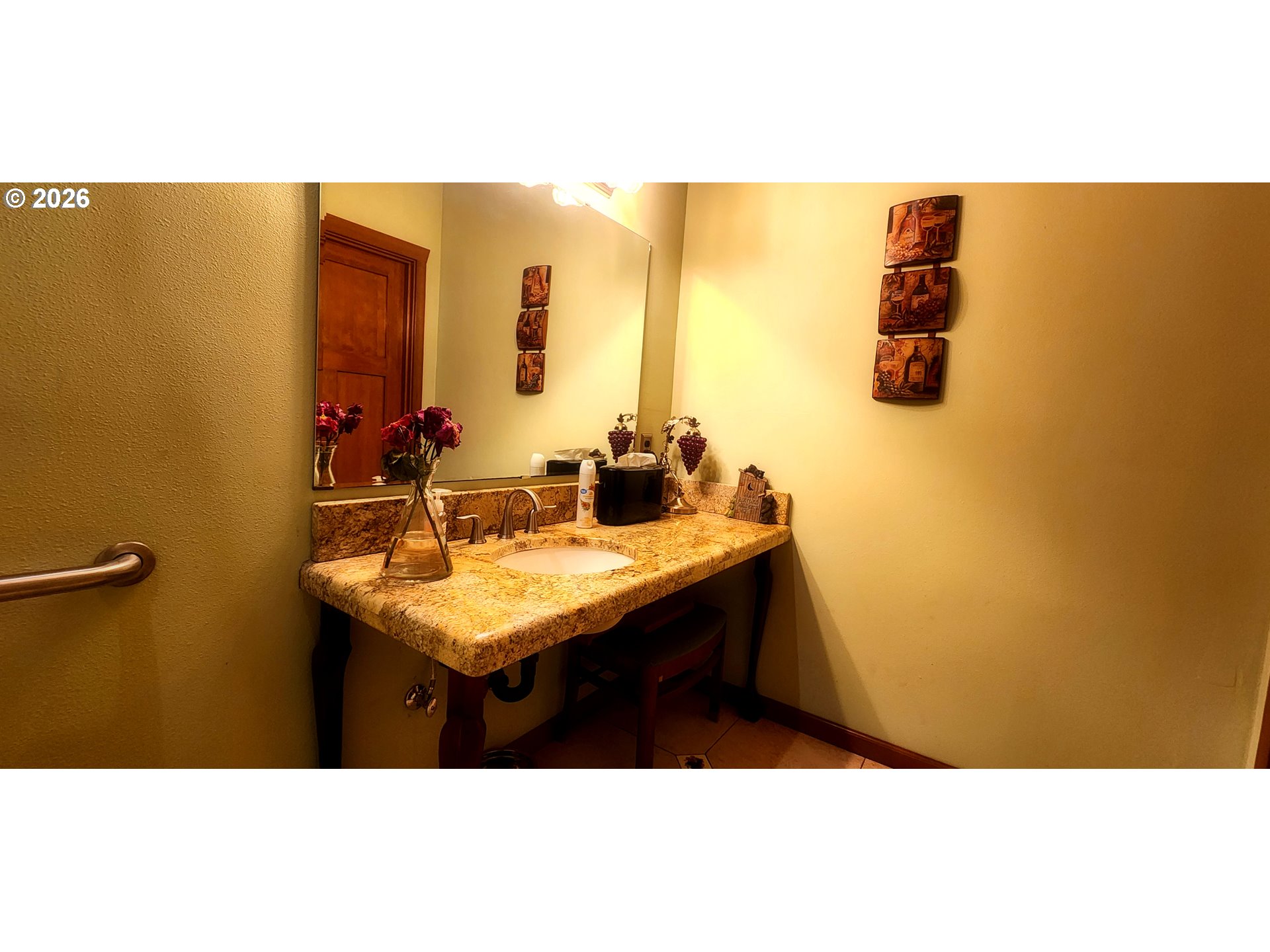 main property photo 31