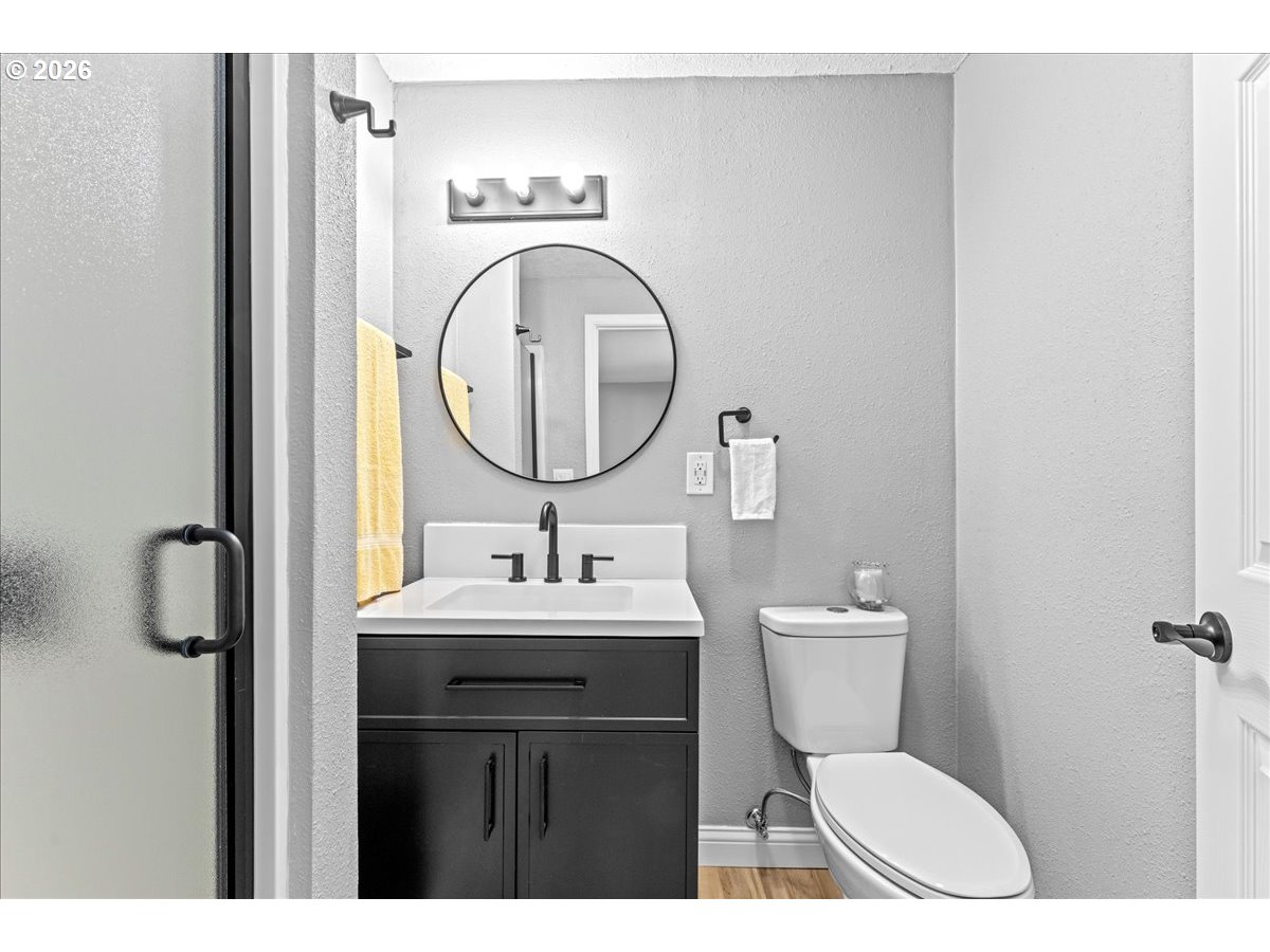 property viewer photo 18