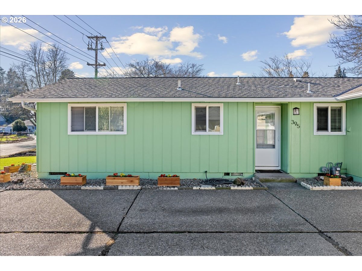 property viewer photo 3