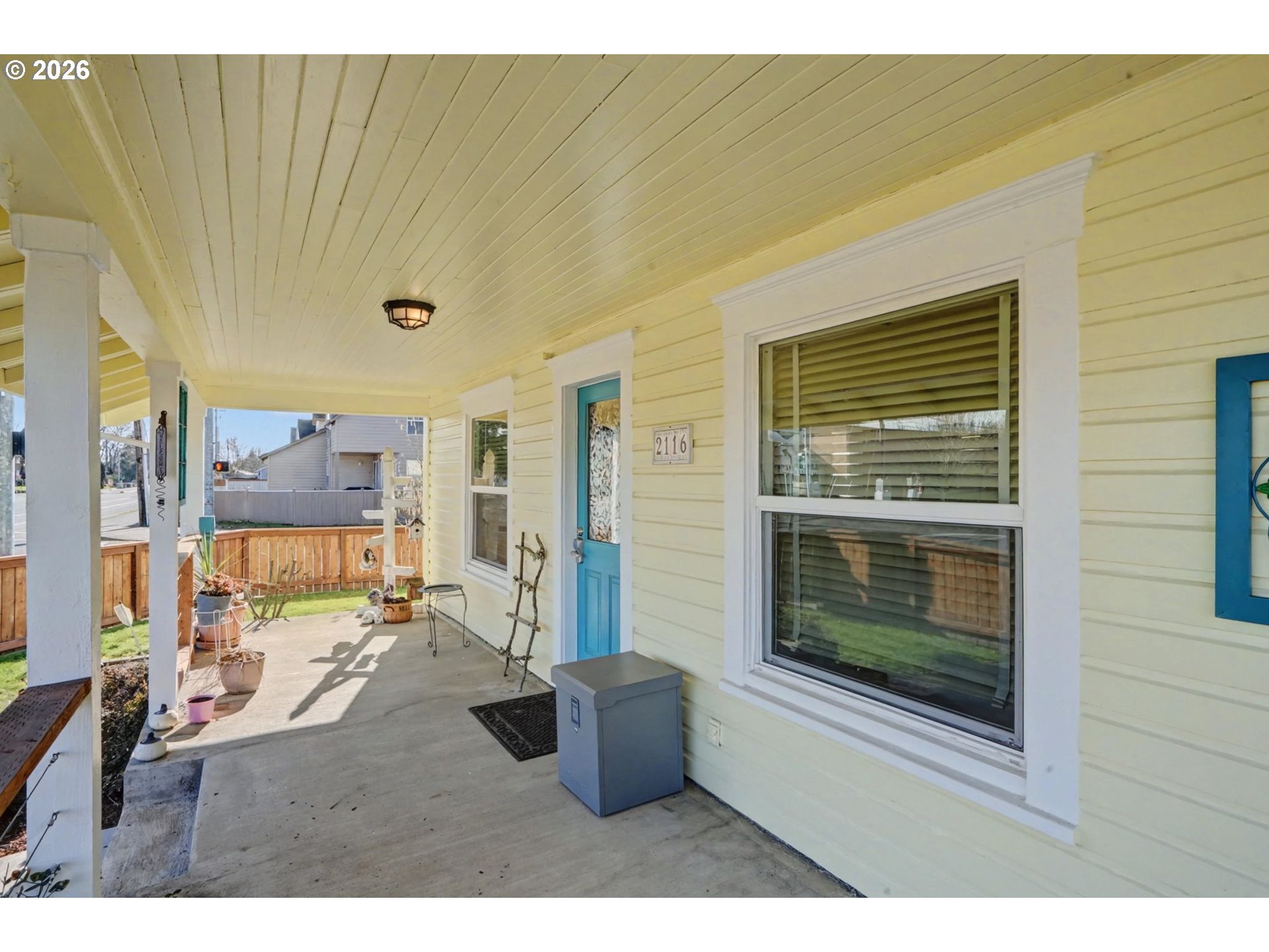 main property photo 6