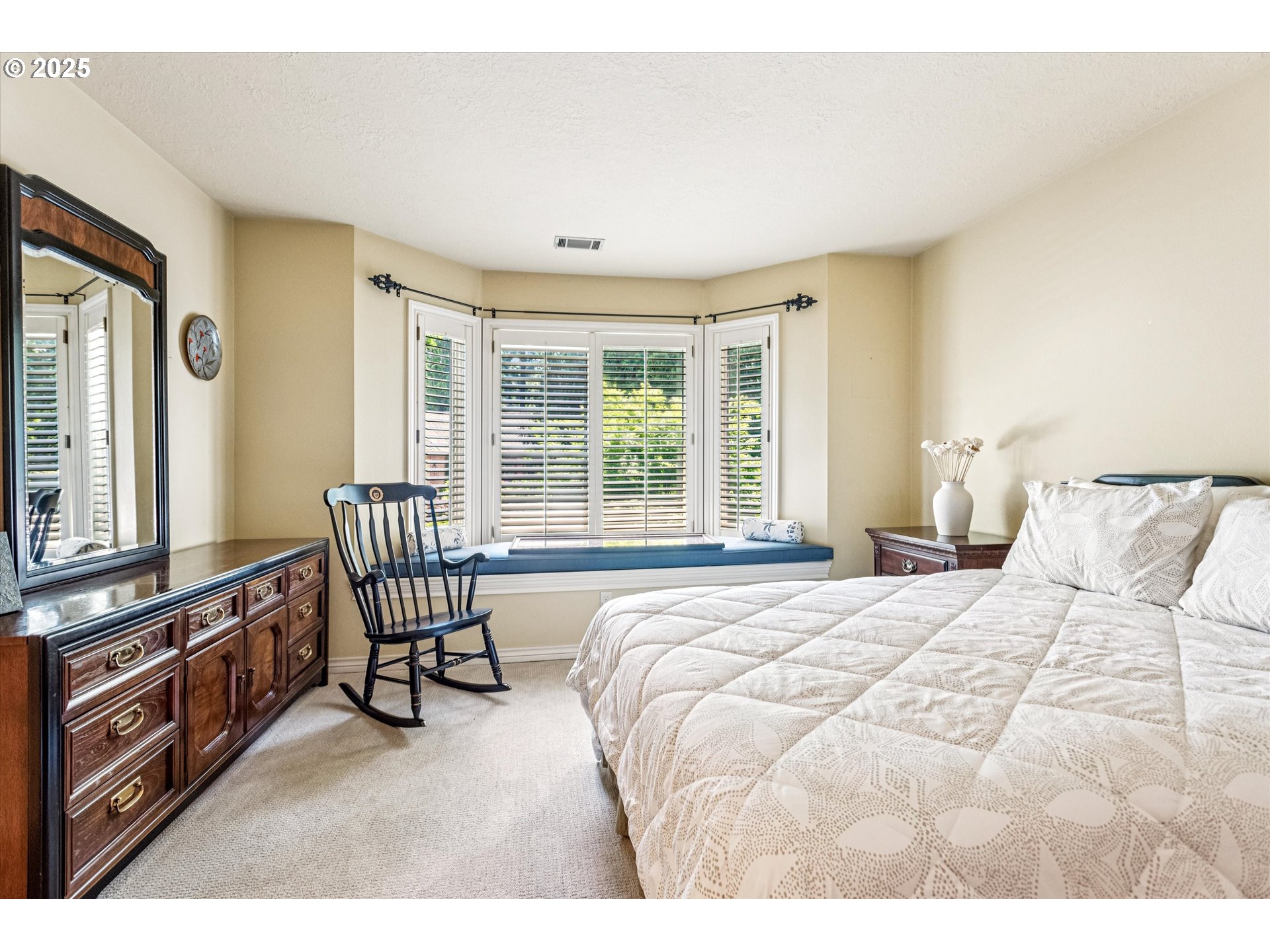 property viewer photo 25