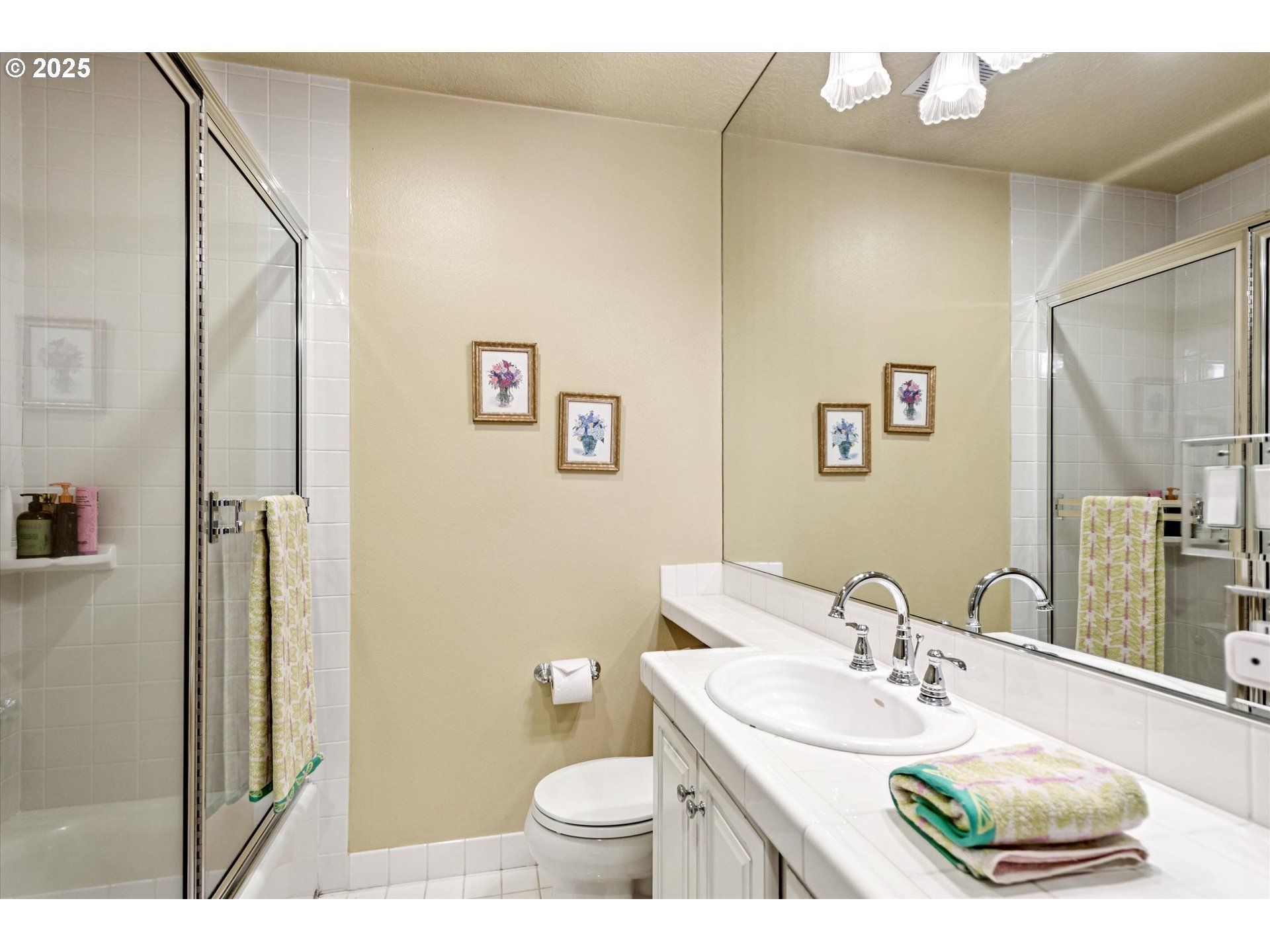 property viewer photo 26