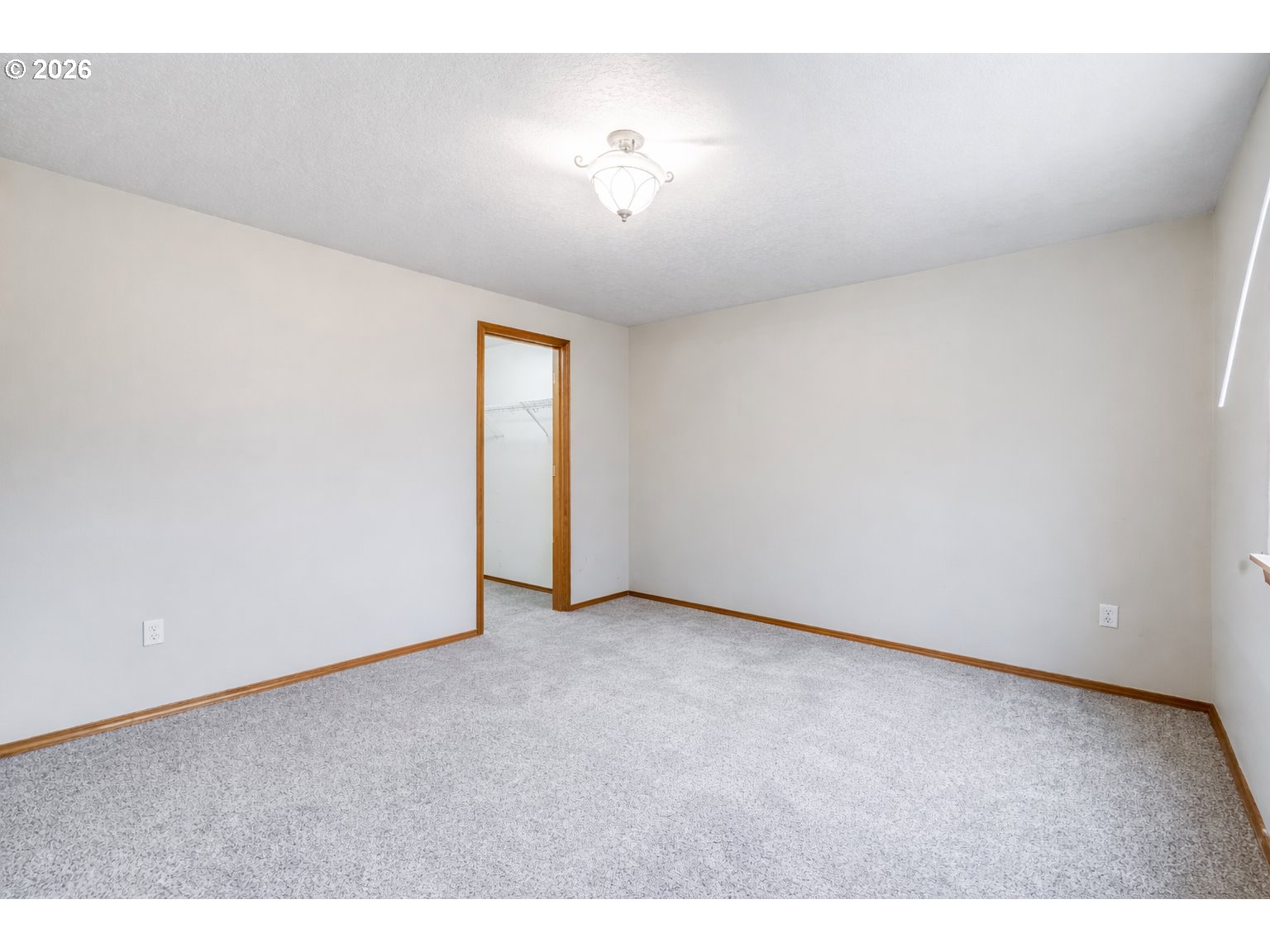property viewer photo 16