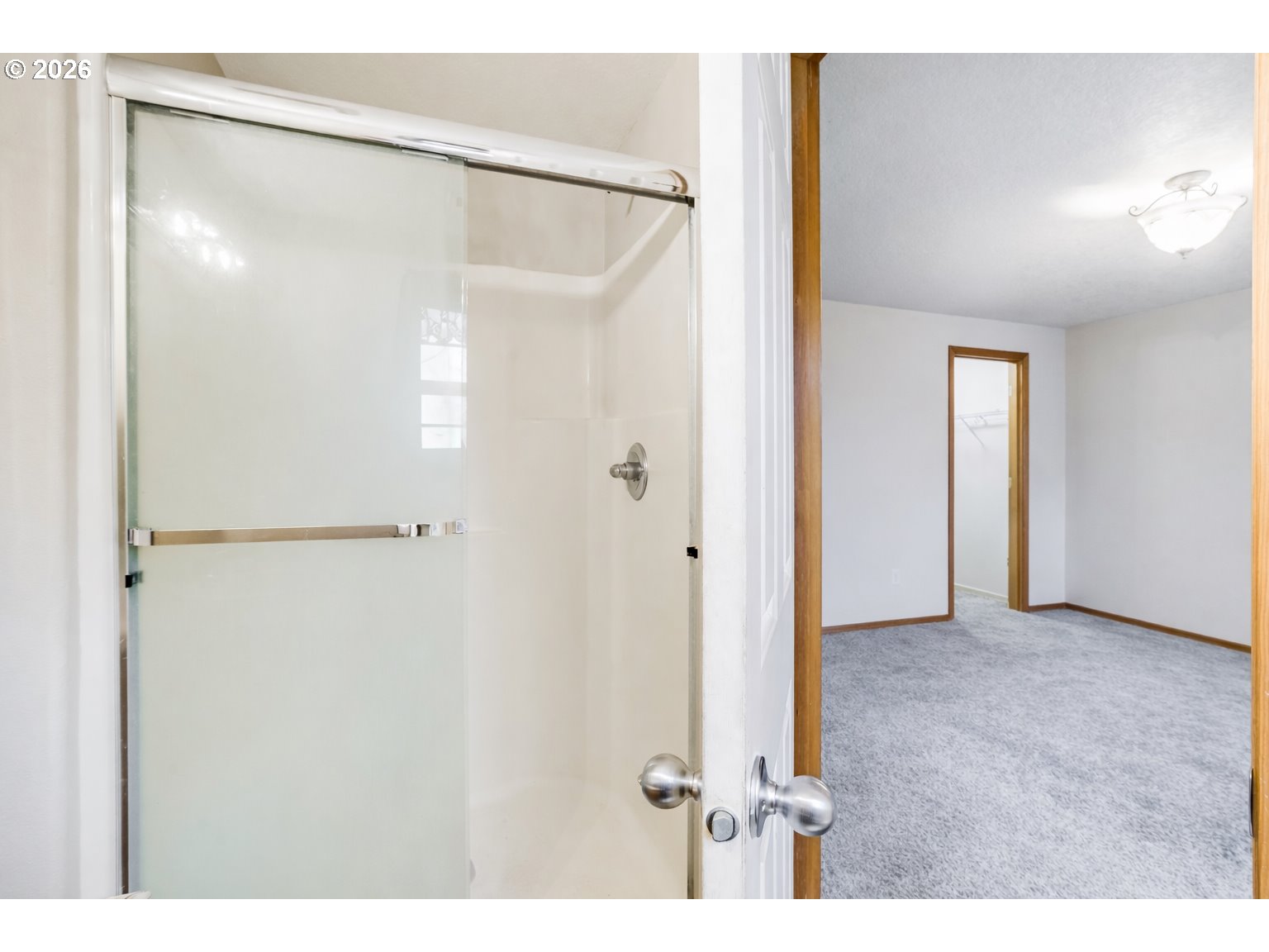 property viewer photo 19