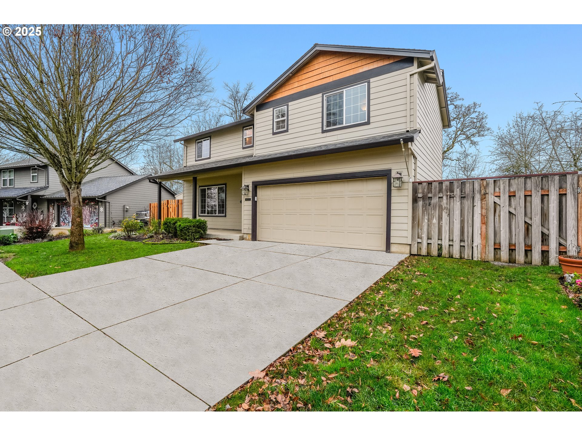 property viewer photo 2