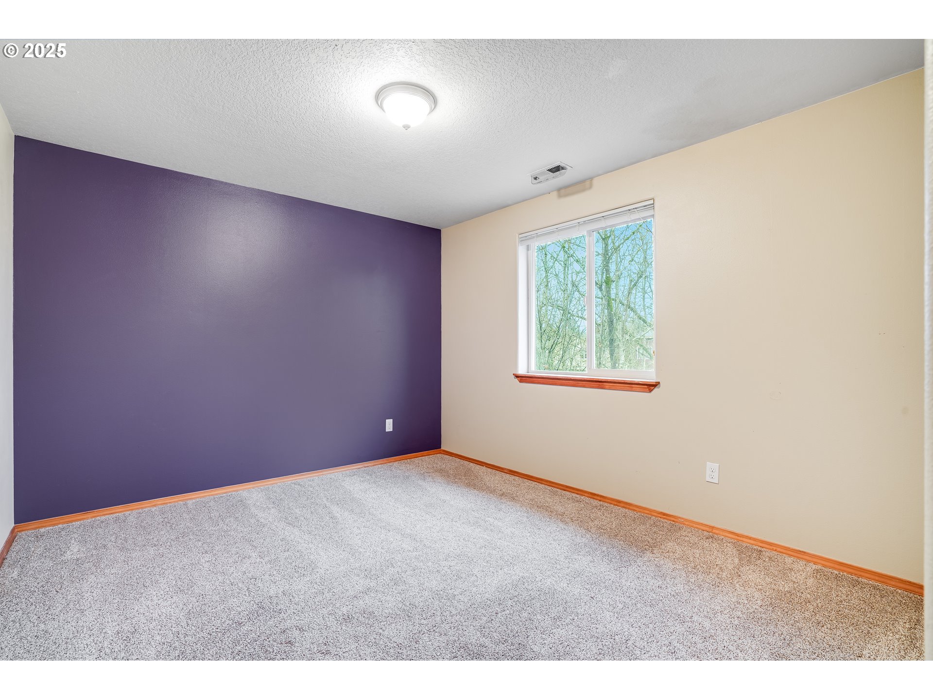 property viewer photo 23