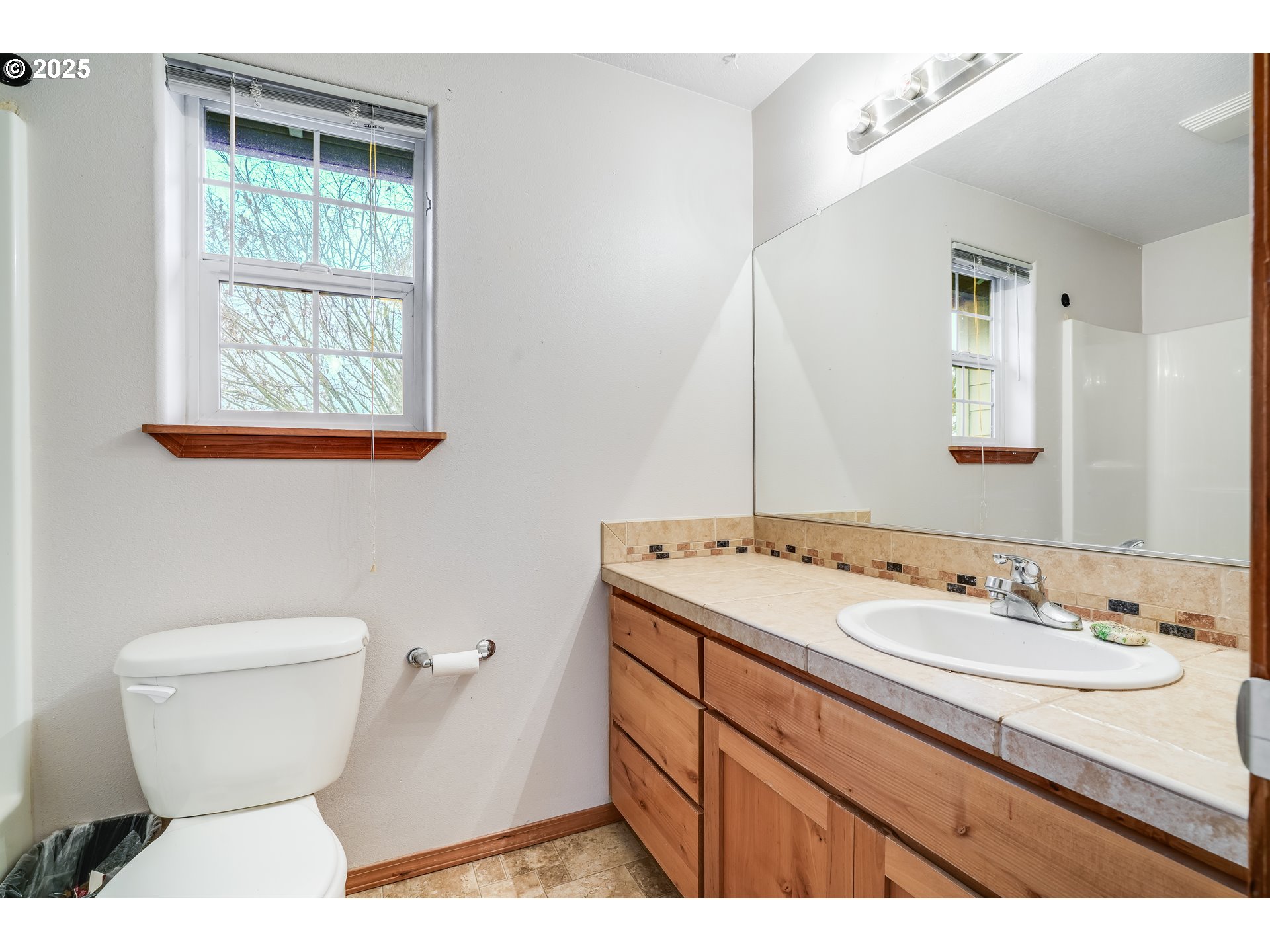 property viewer photo 27