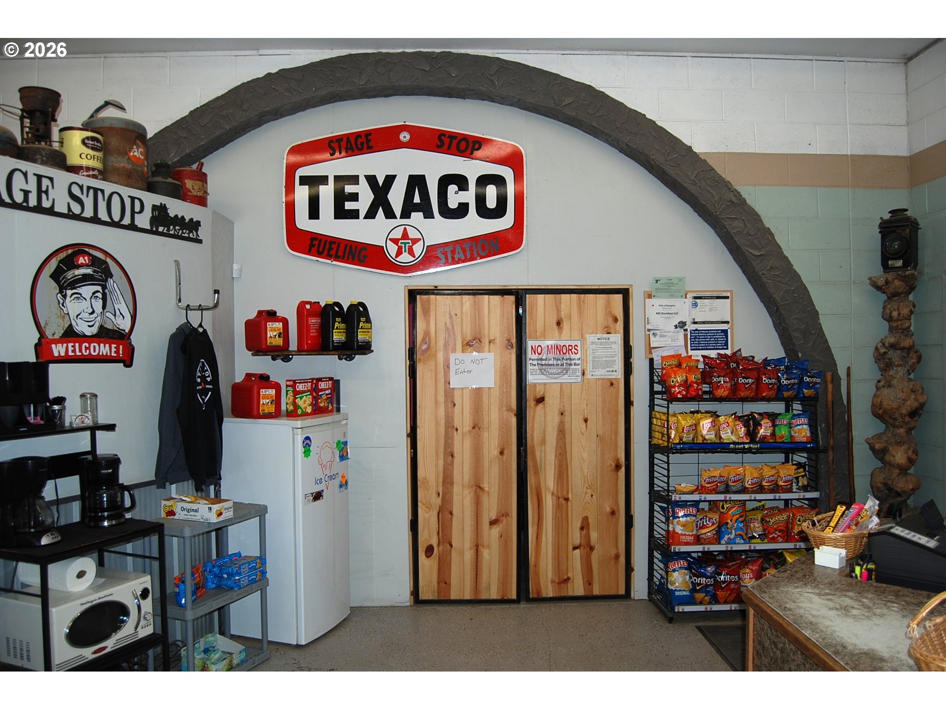 main property photo 10
