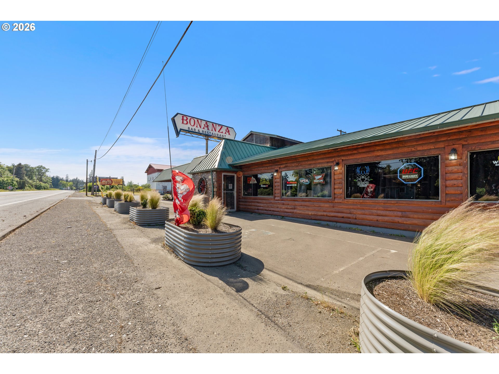 main property photo 2