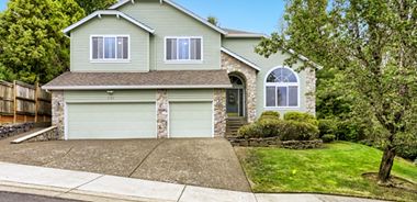 image of property with 4 Bed | 3 Bath | 3,297 Sqft