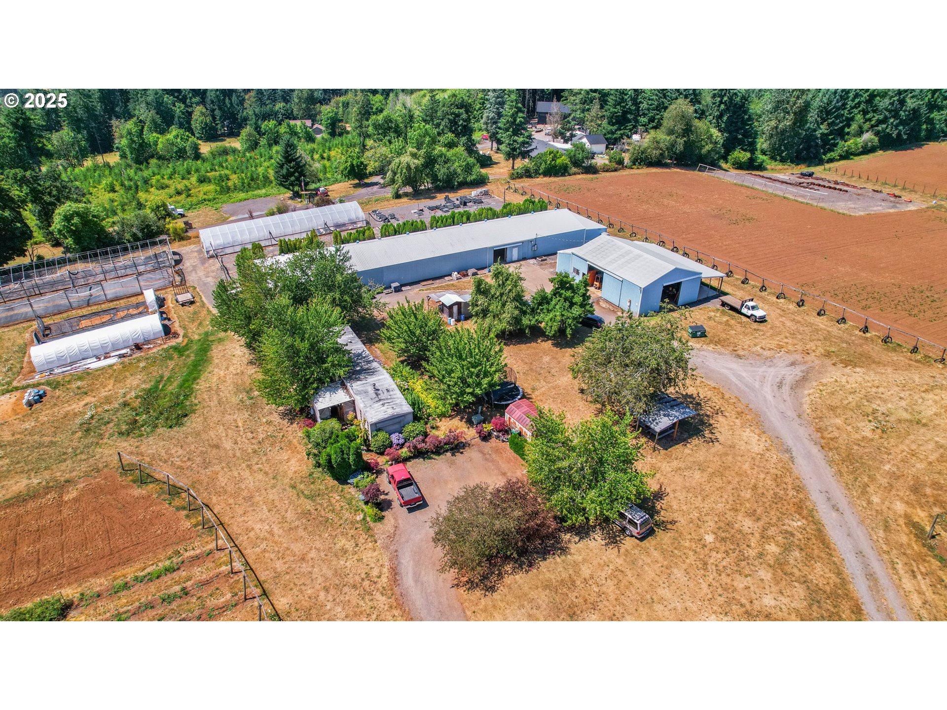 main property photo 14