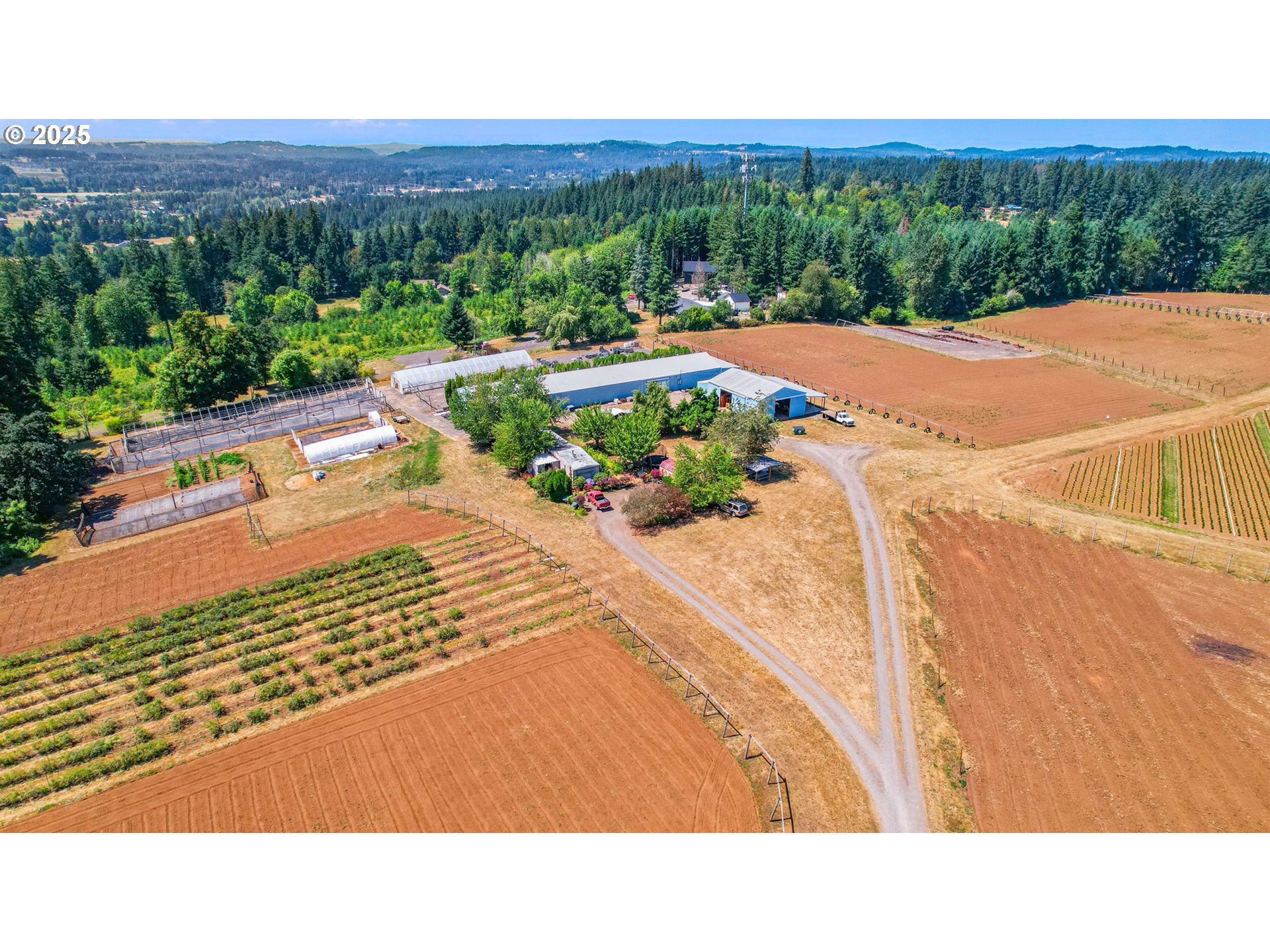 main property photo 24