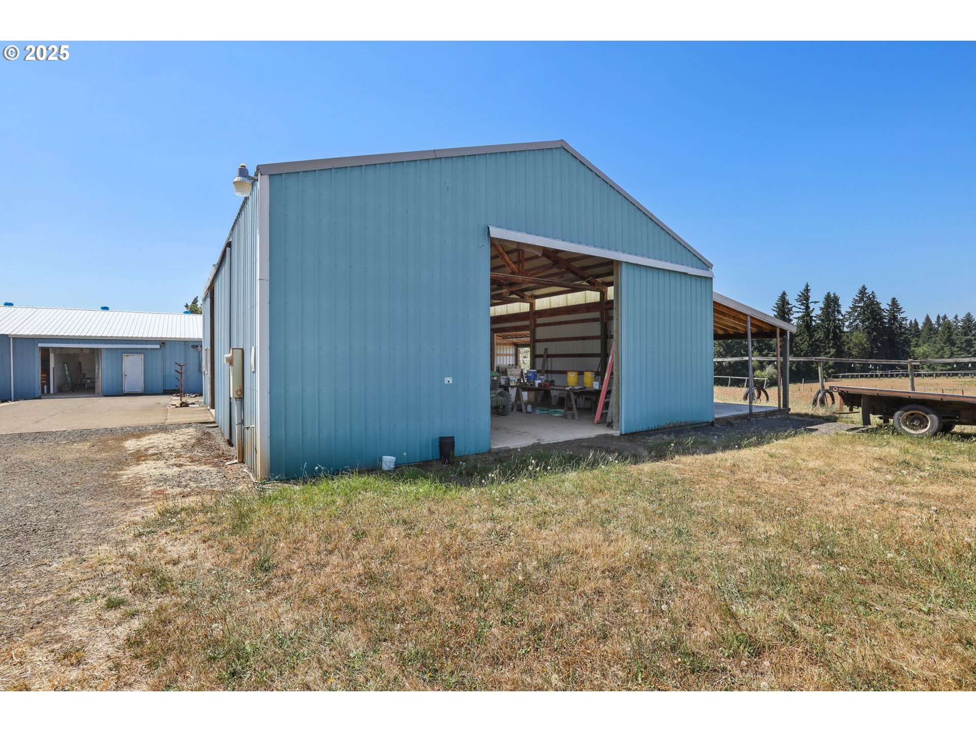 main property photo 44