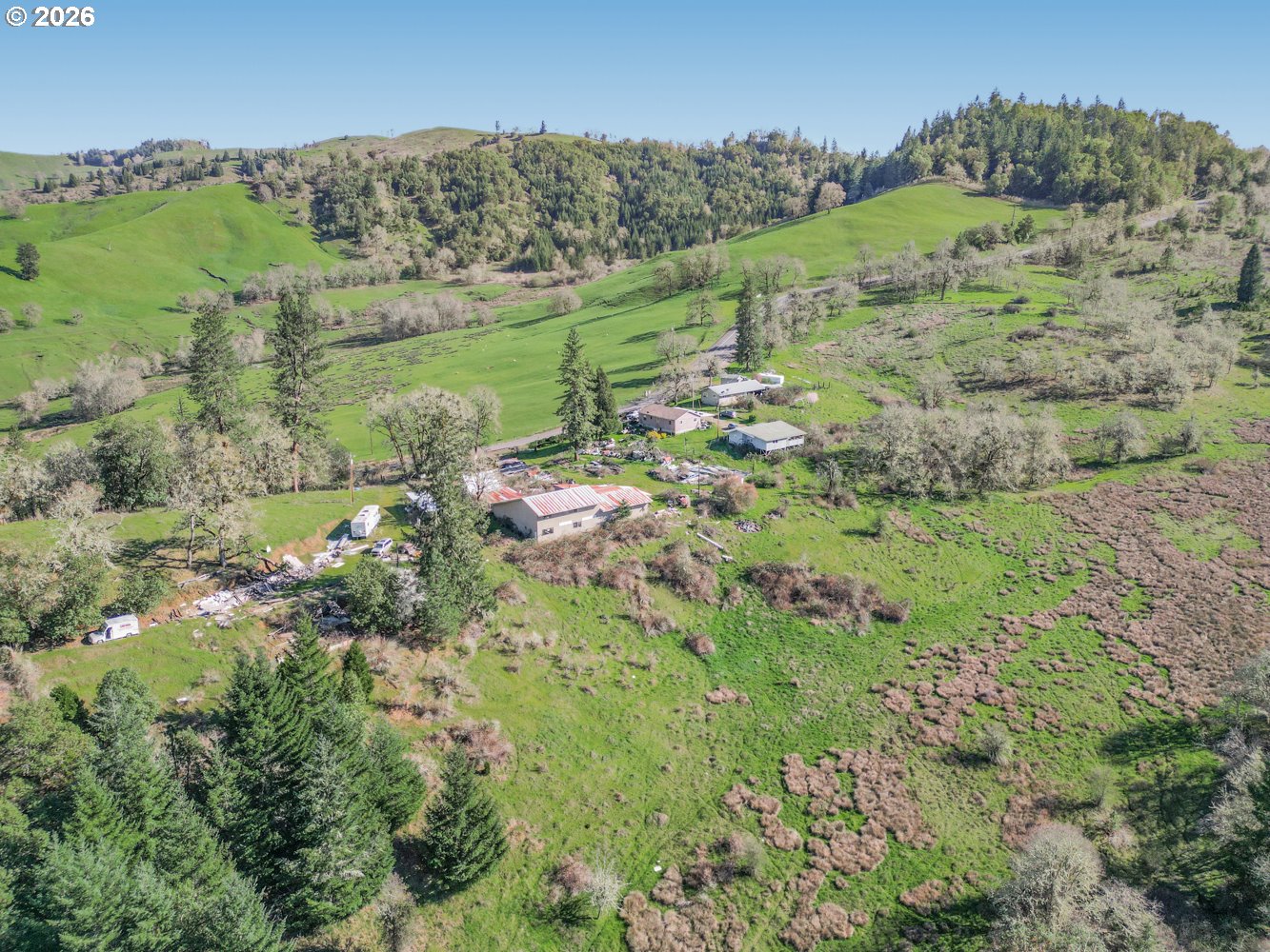 main property photo 6