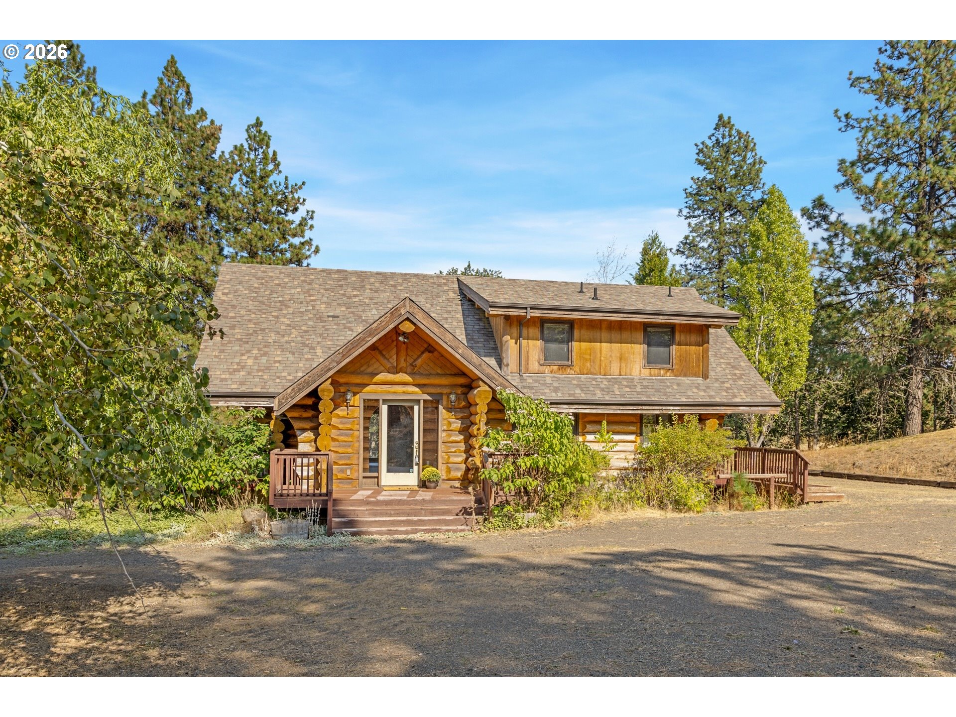 main property photo 5