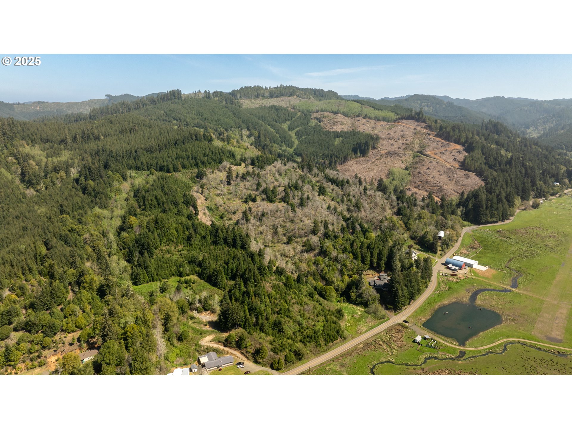 main property photo 4