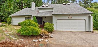 image of property with 4 Bed | 2 Bath | 2,307 Sqft