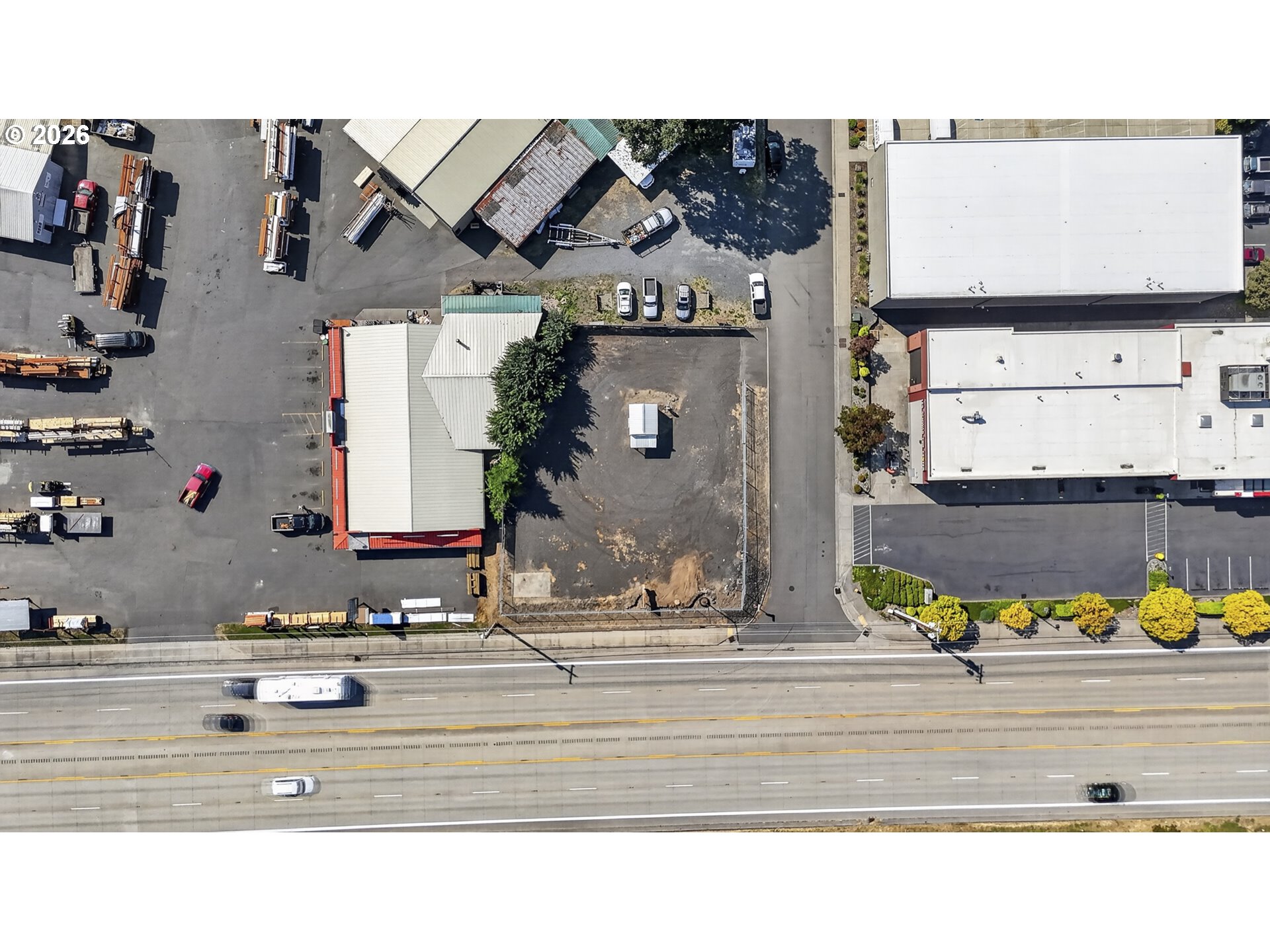 main property photo 10