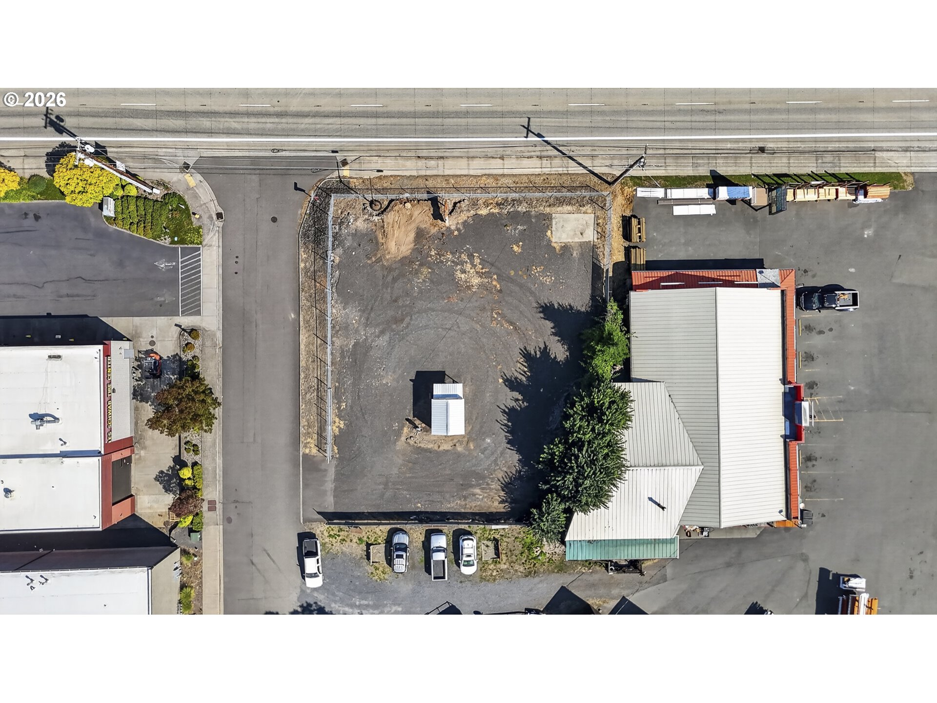 main property photo 9