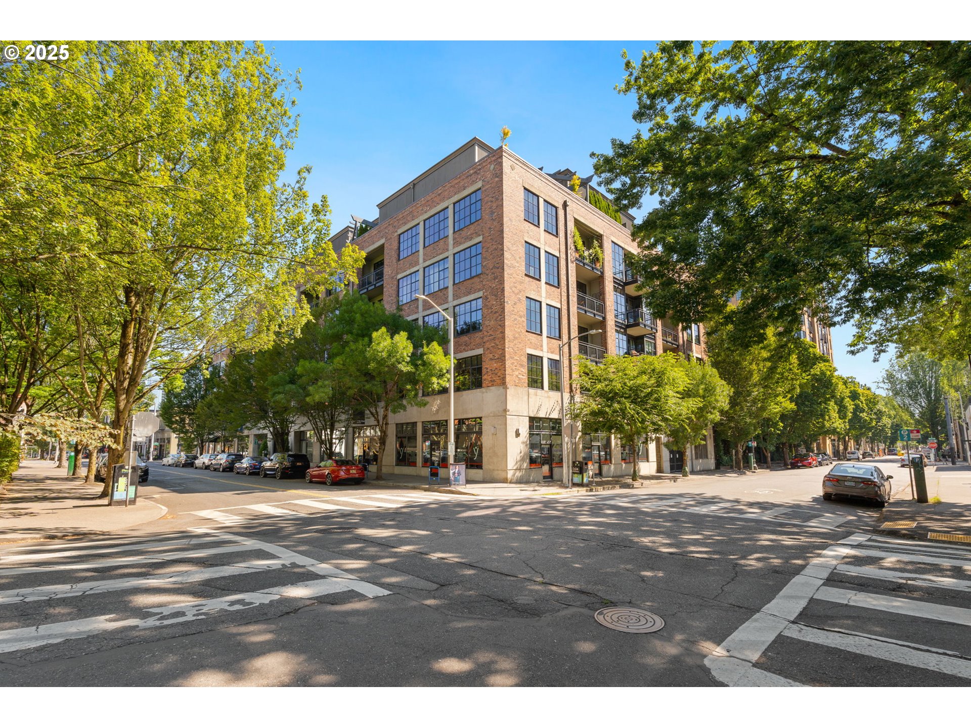 main property photo 26