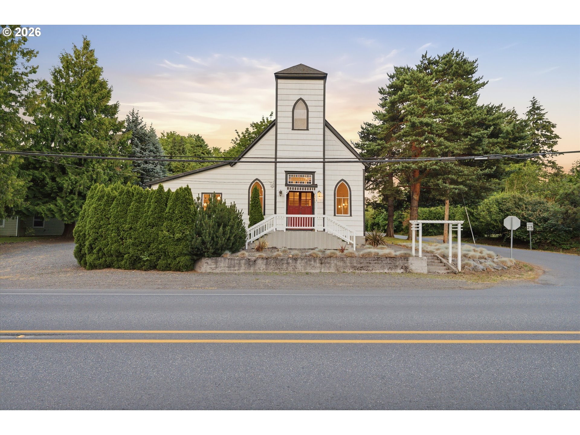 main property photo 37