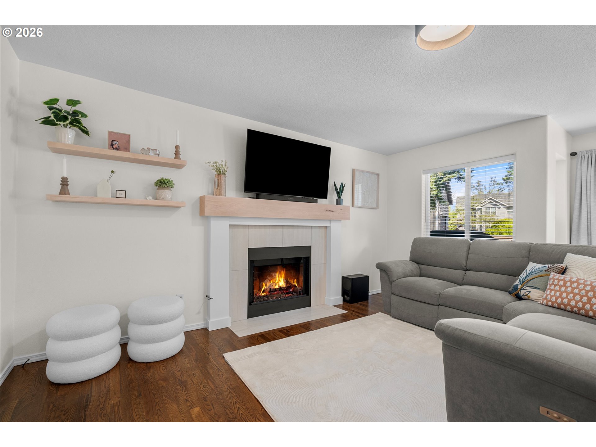 property viewer photo 12
