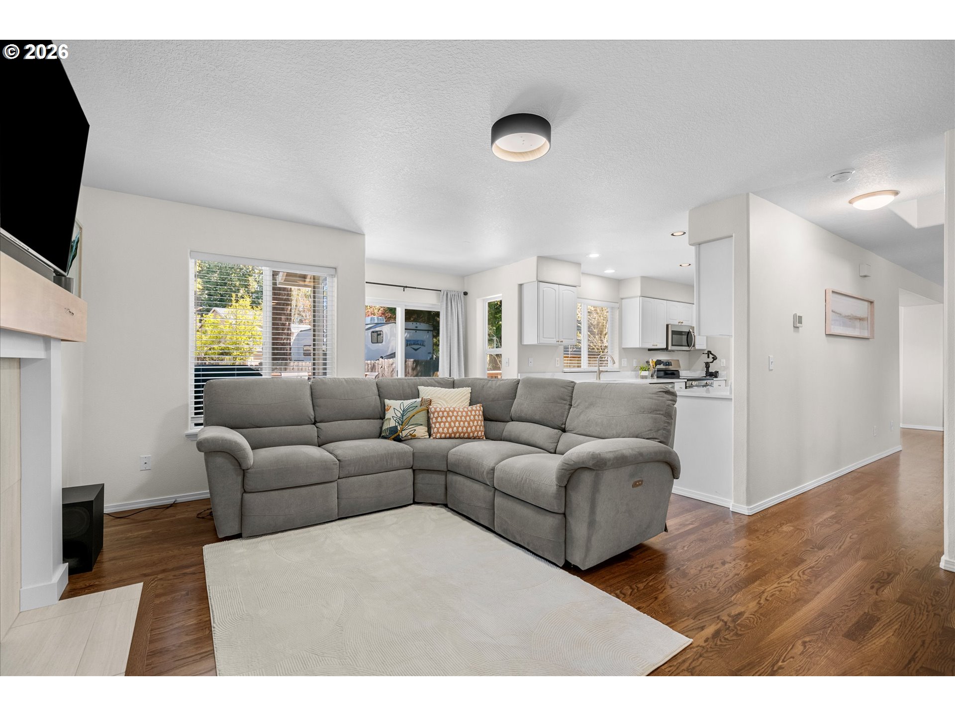 property viewer photo 13