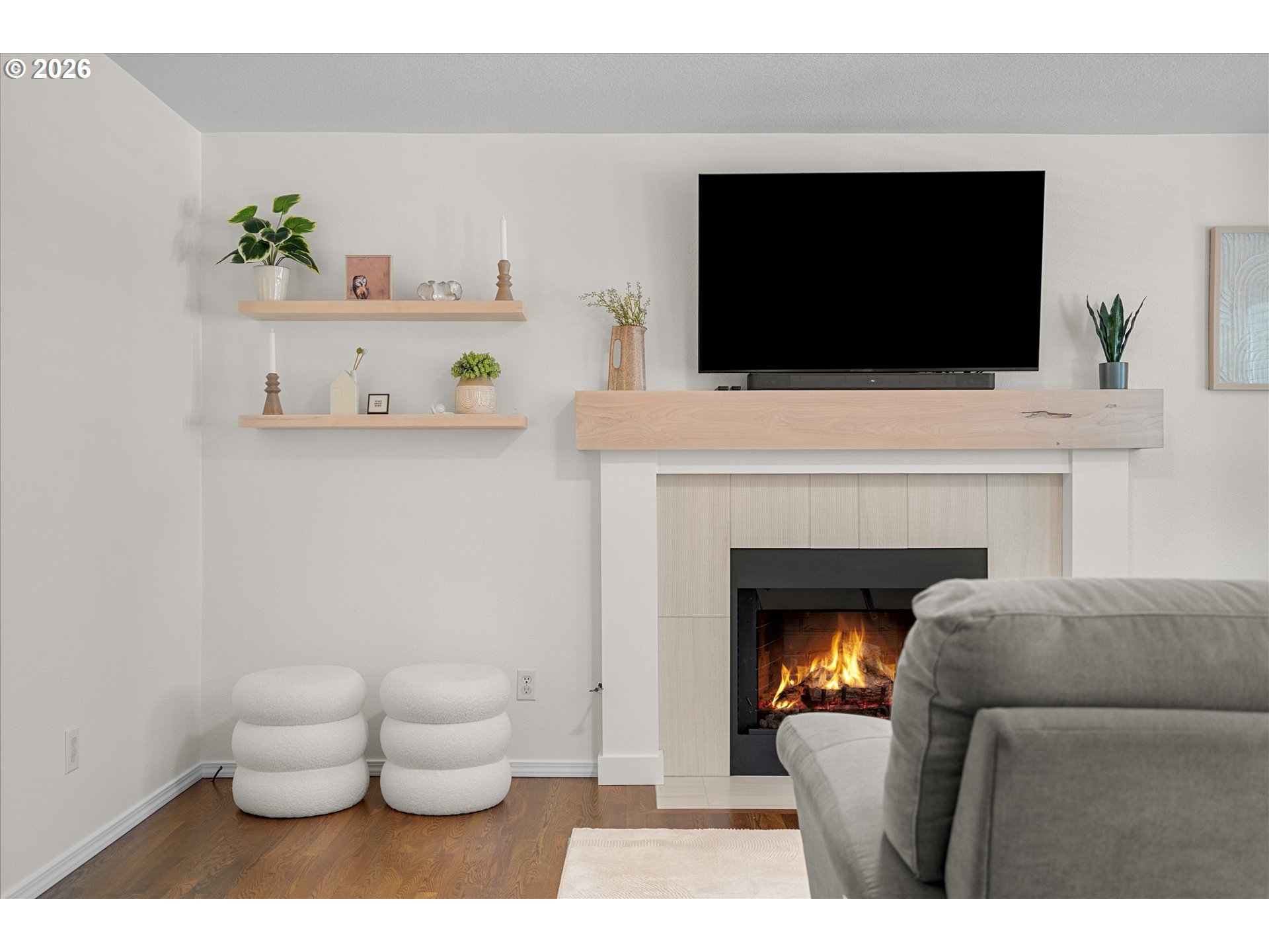 property viewer photo 15