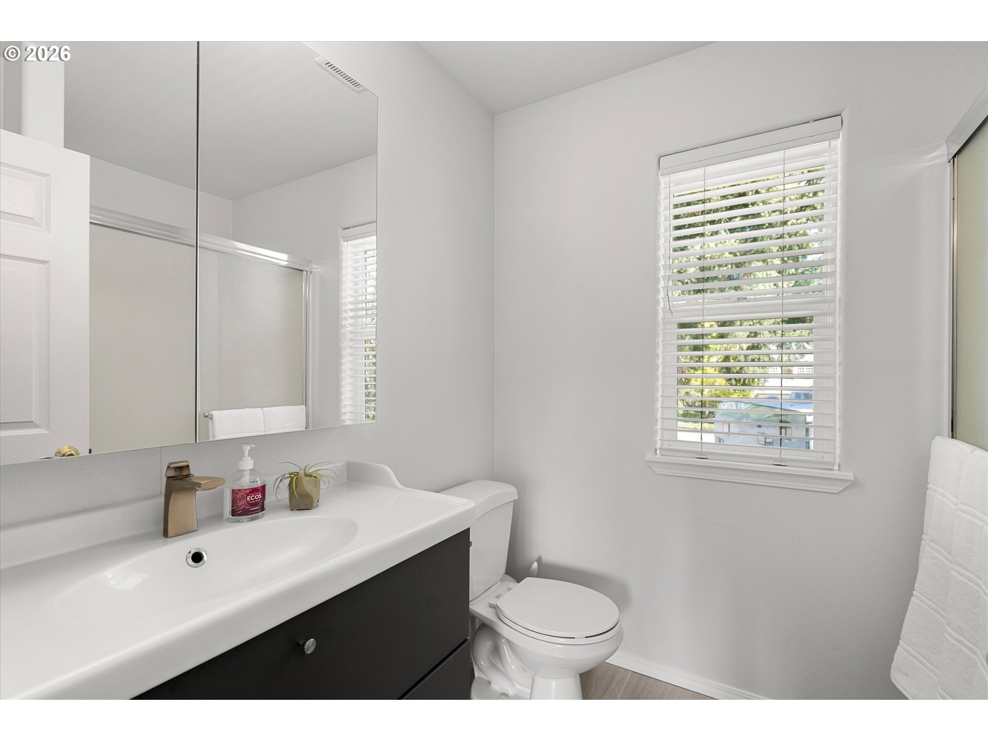 property viewer photo 19