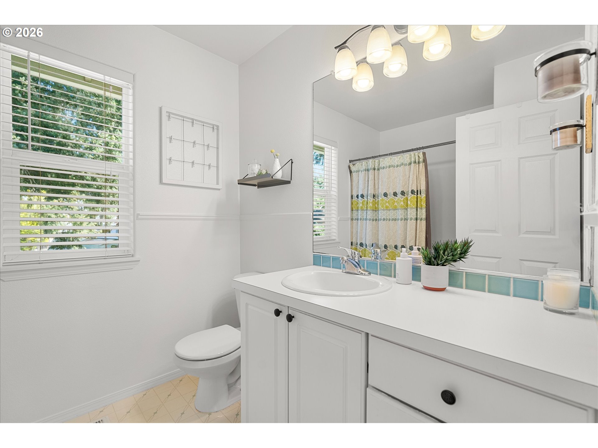property viewer photo 23