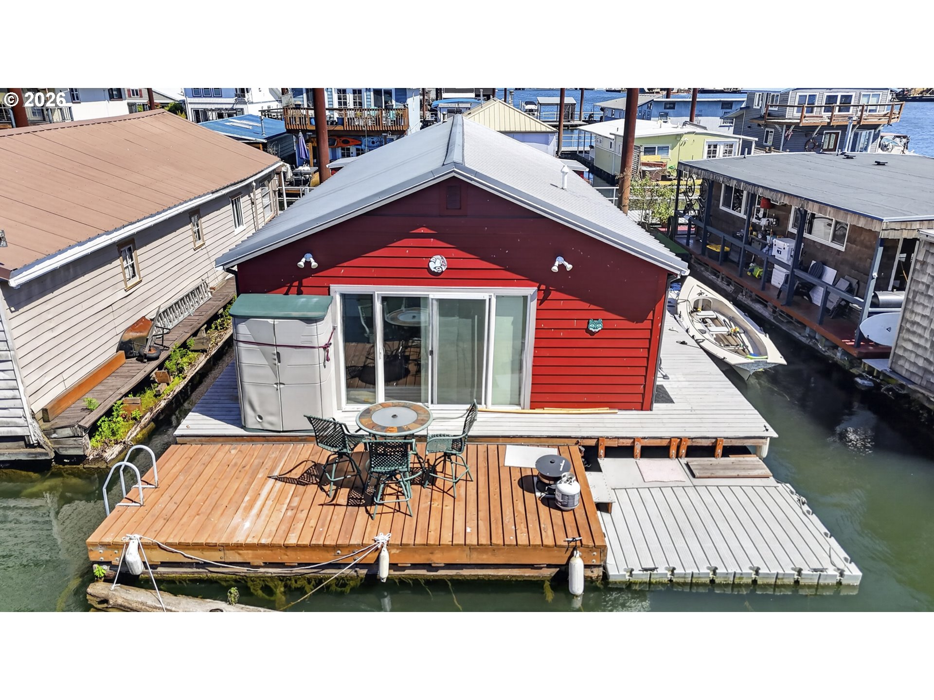 main property photo 31