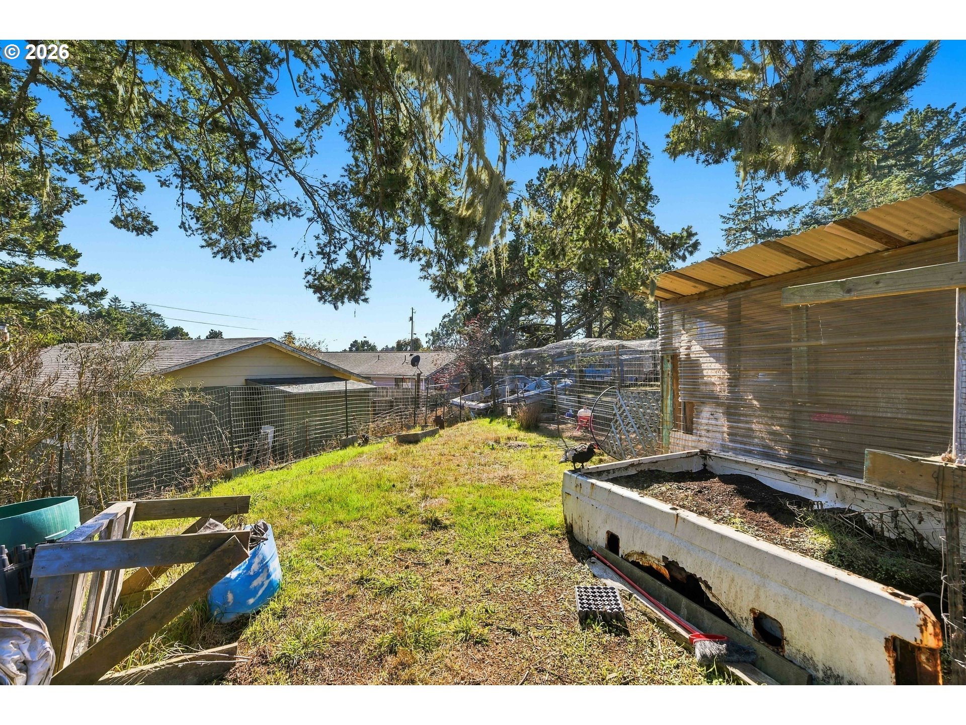 main property photo 35