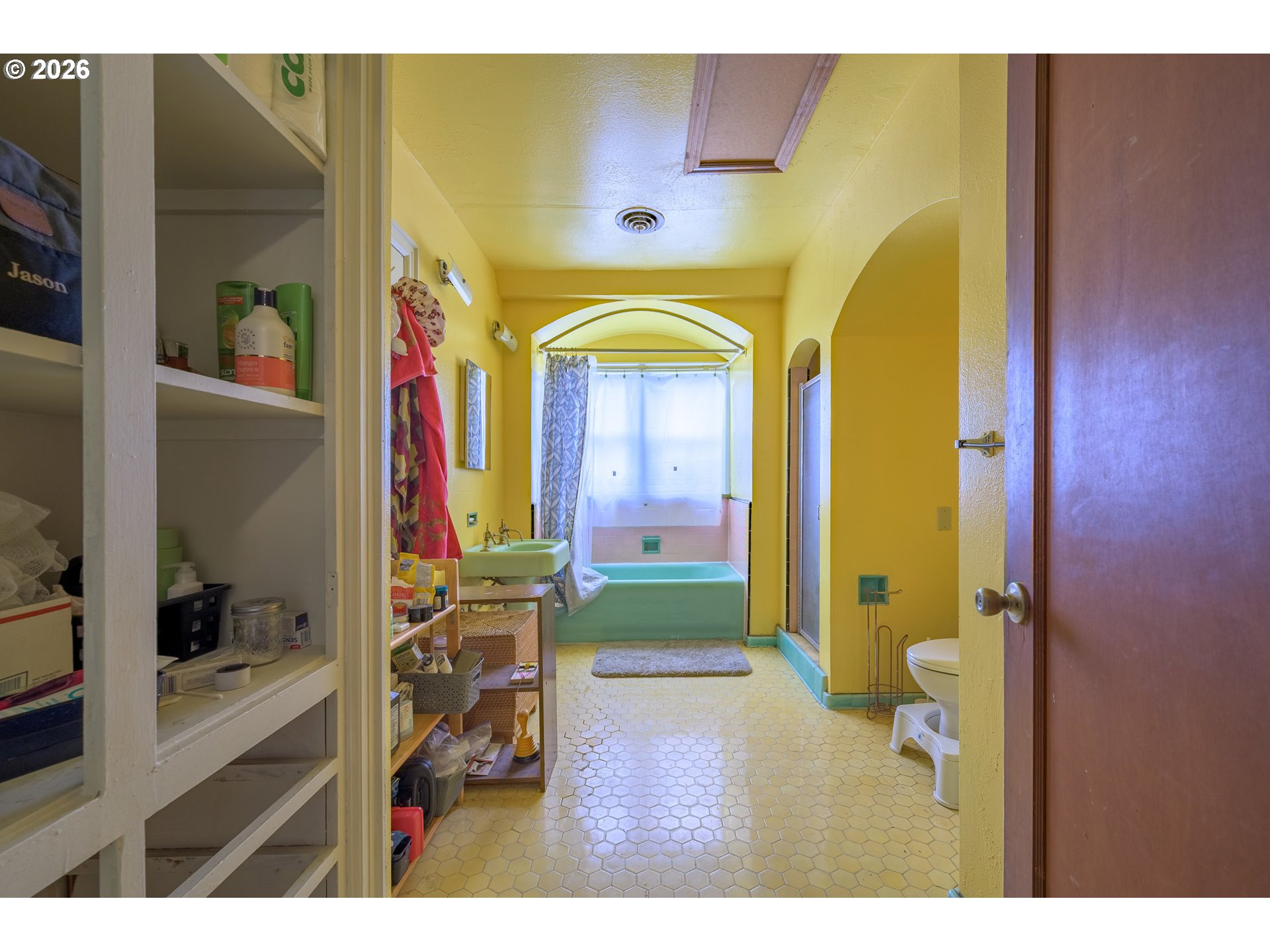 main property photo 23