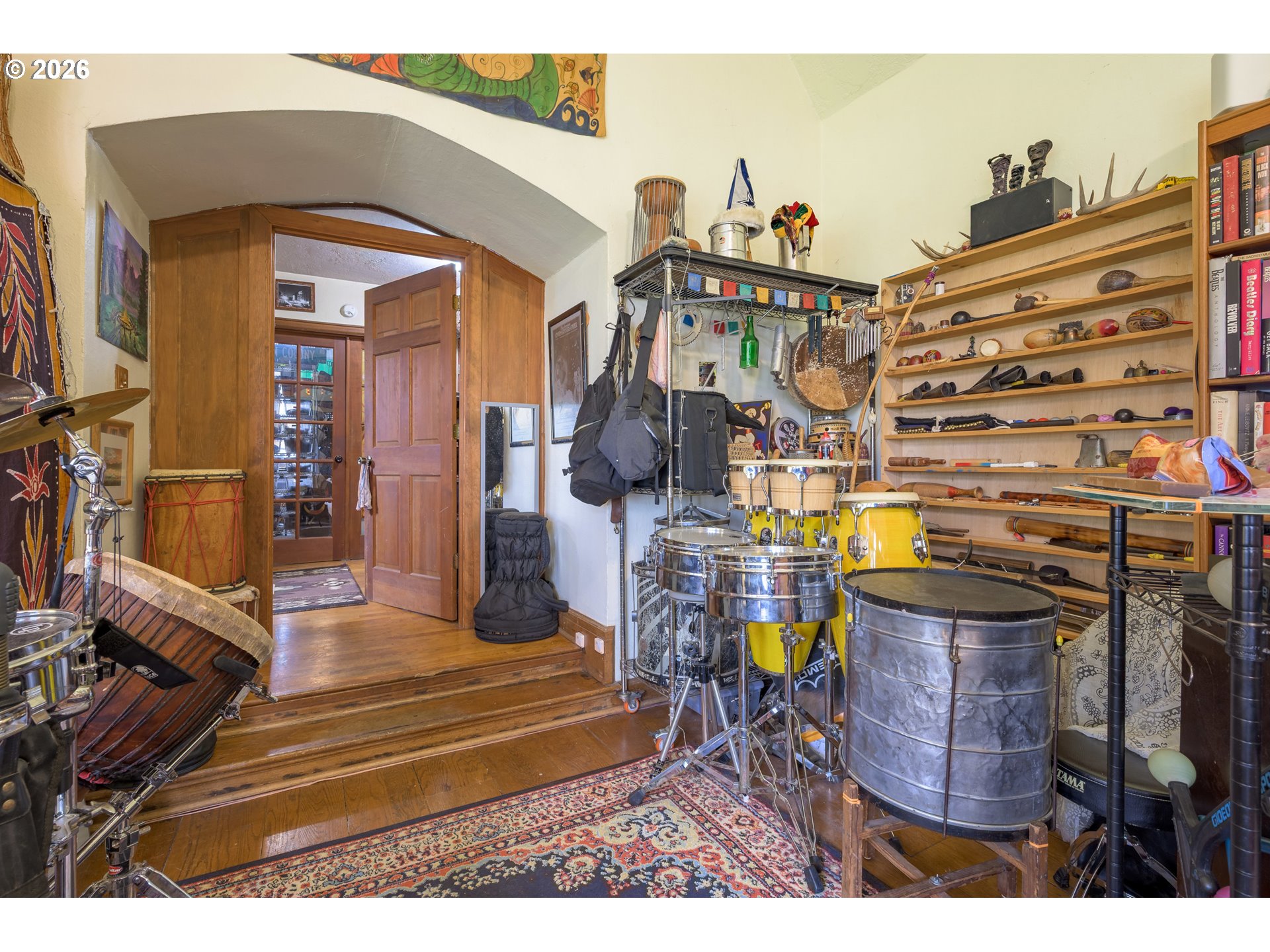 main property photo 5