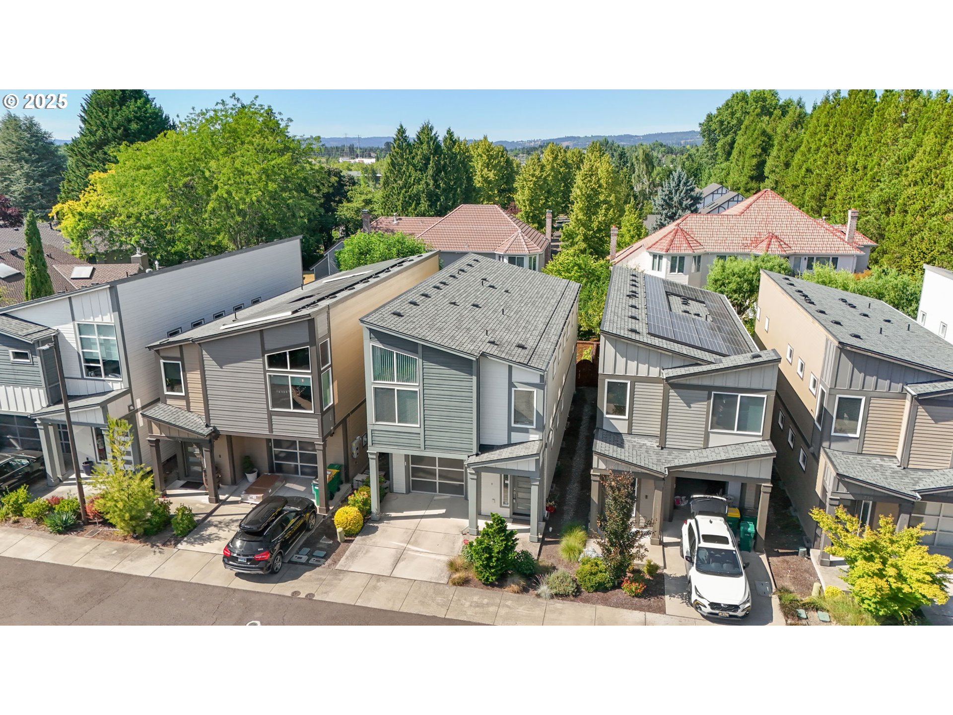 property viewer photo 1