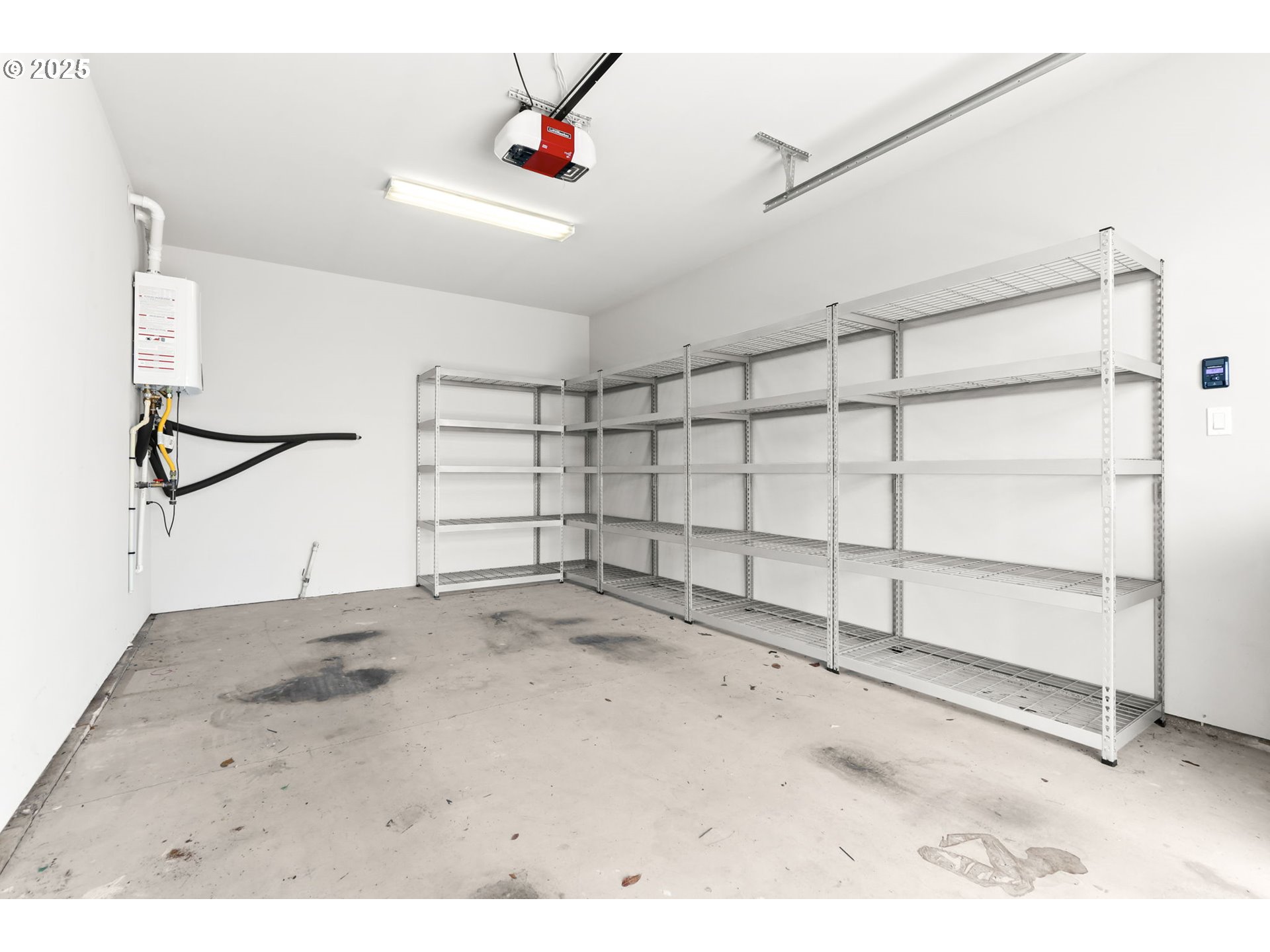 property viewer photo 31