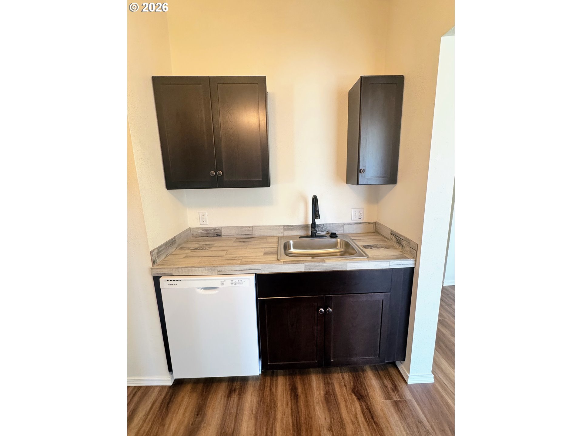 property viewer photo 22