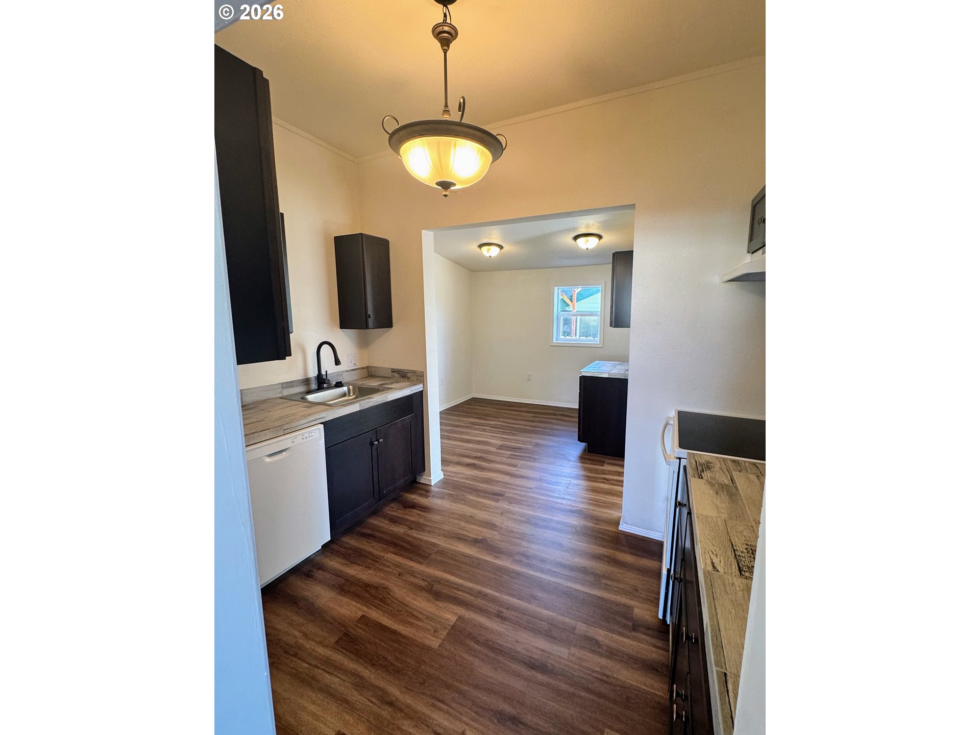 property viewer photo 23