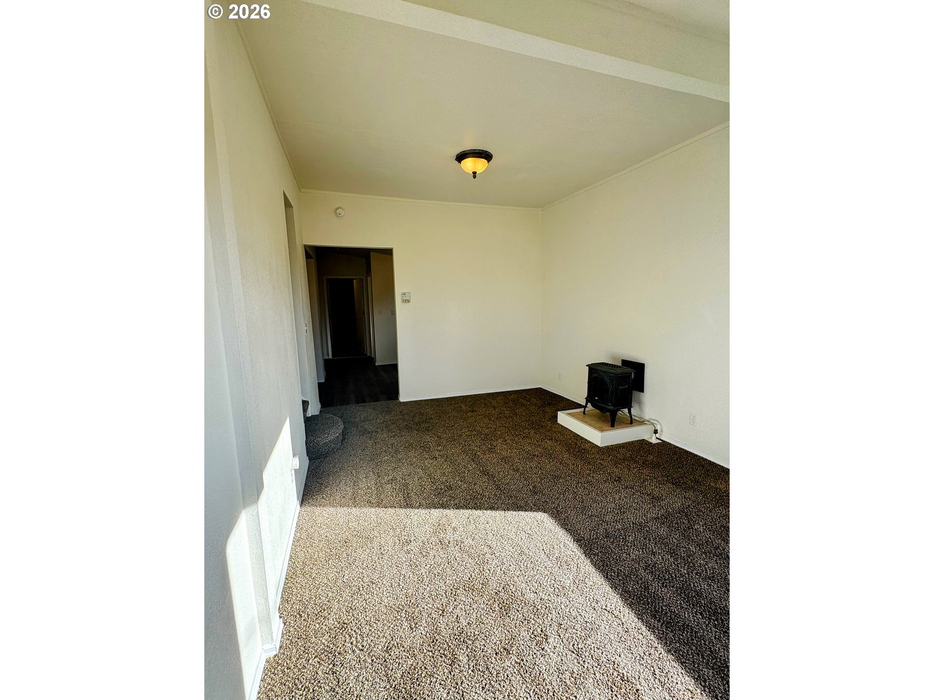 property viewer photo 25