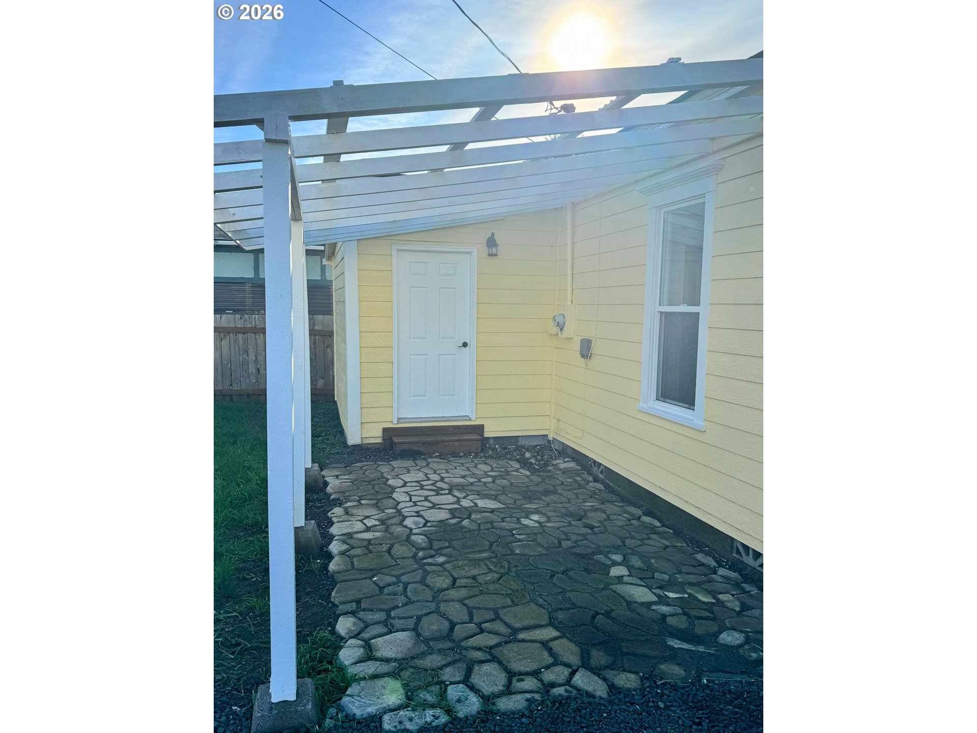 property viewer photo 38
