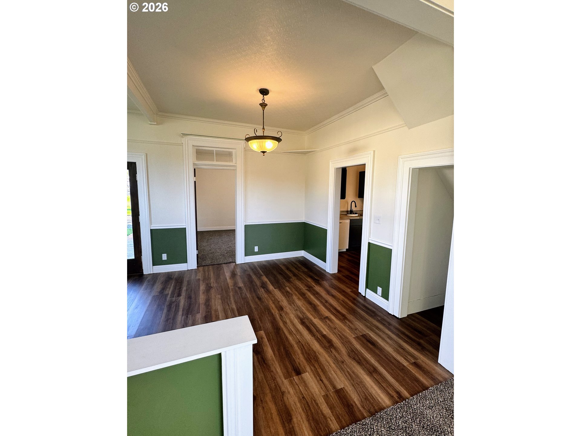 property viewer photo 5