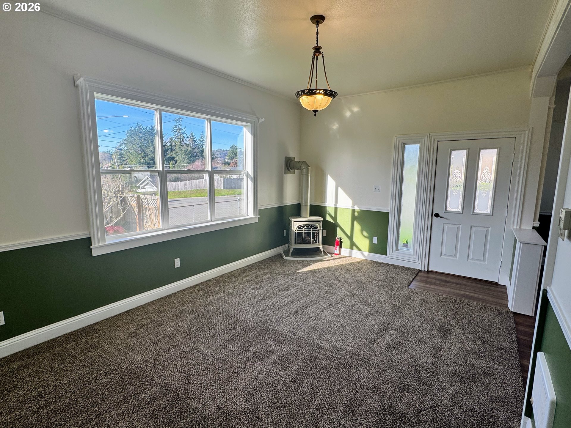 property viewer photo 6