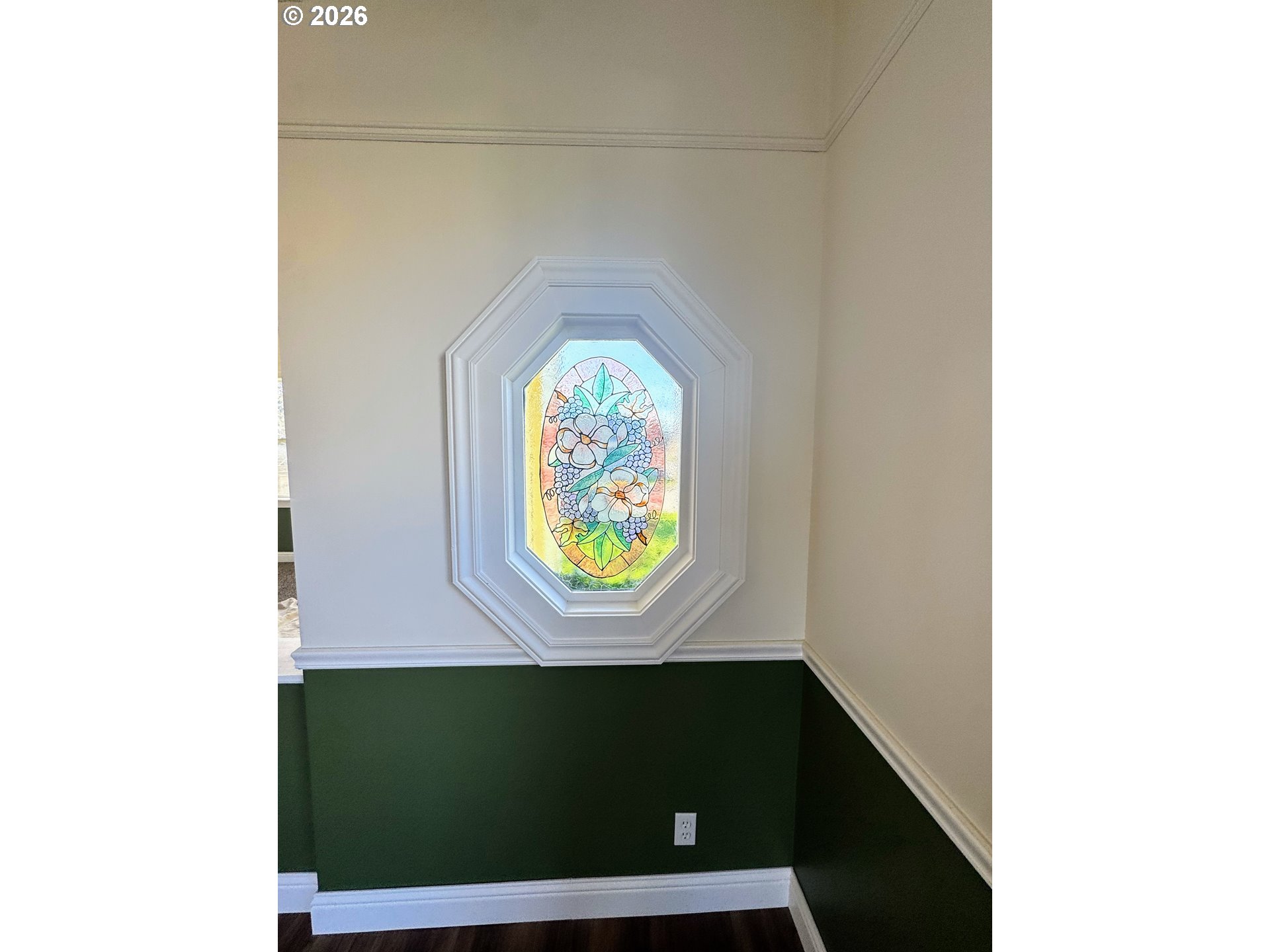property viewer photo 7