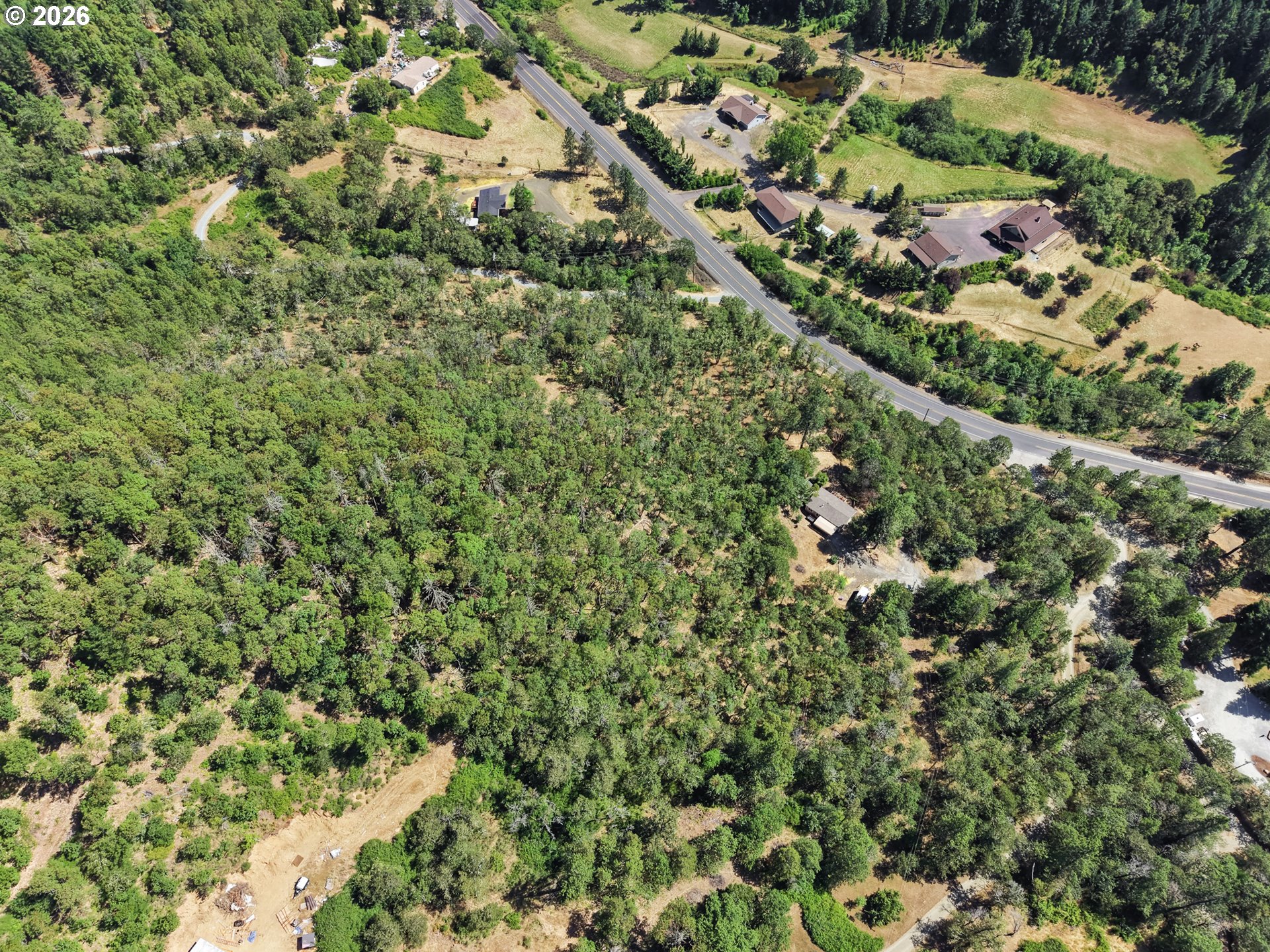 main property photo 40