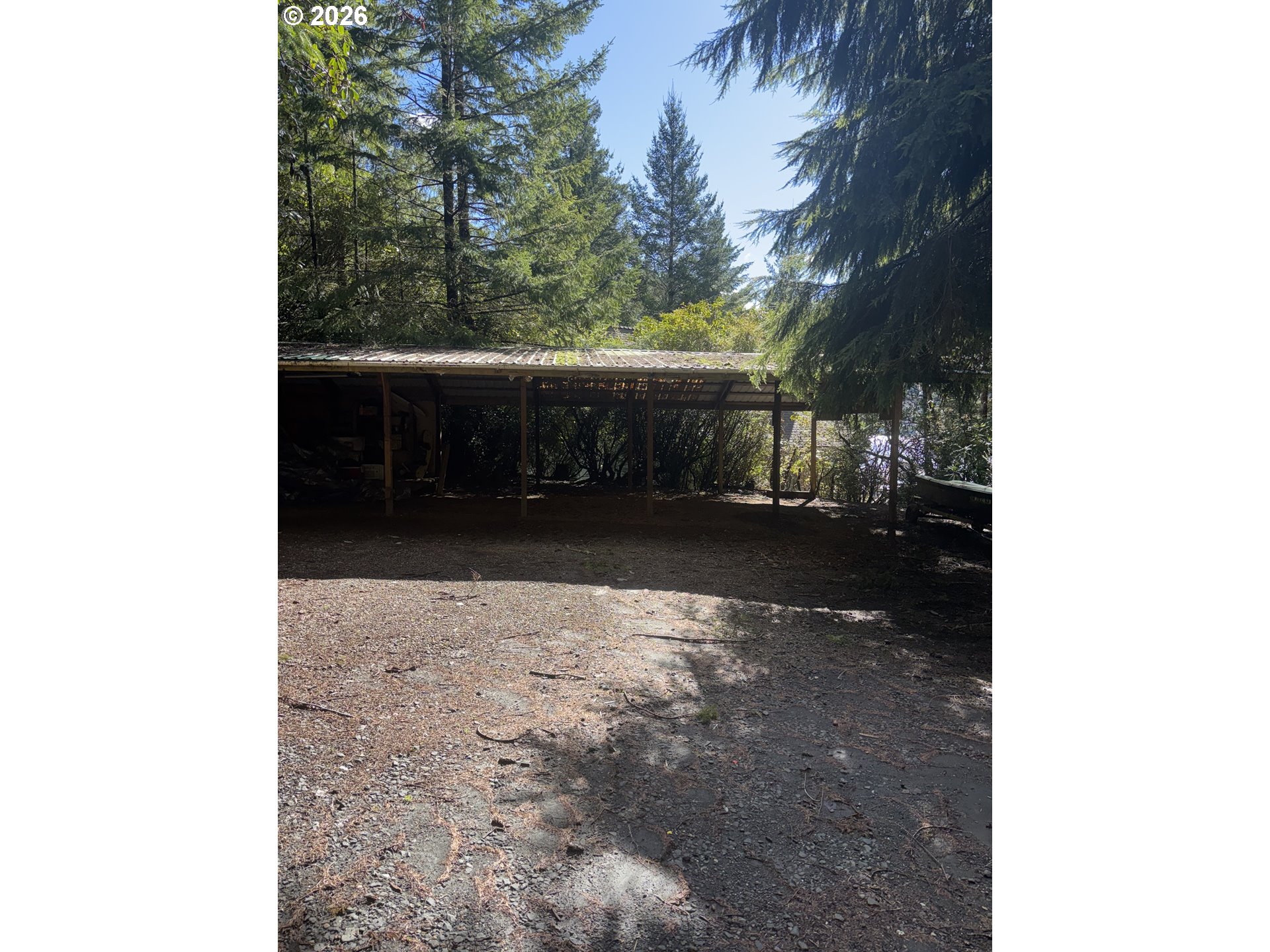 main property photo 10